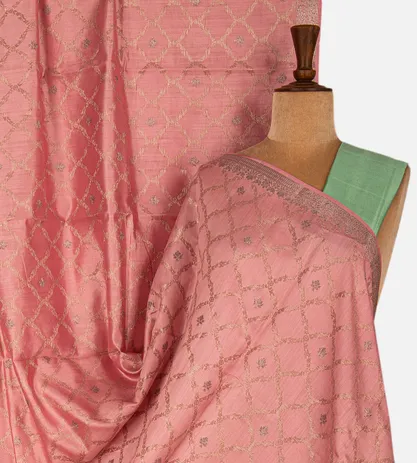 salmon-pink-chaniya-silk-saree-c0964672-a