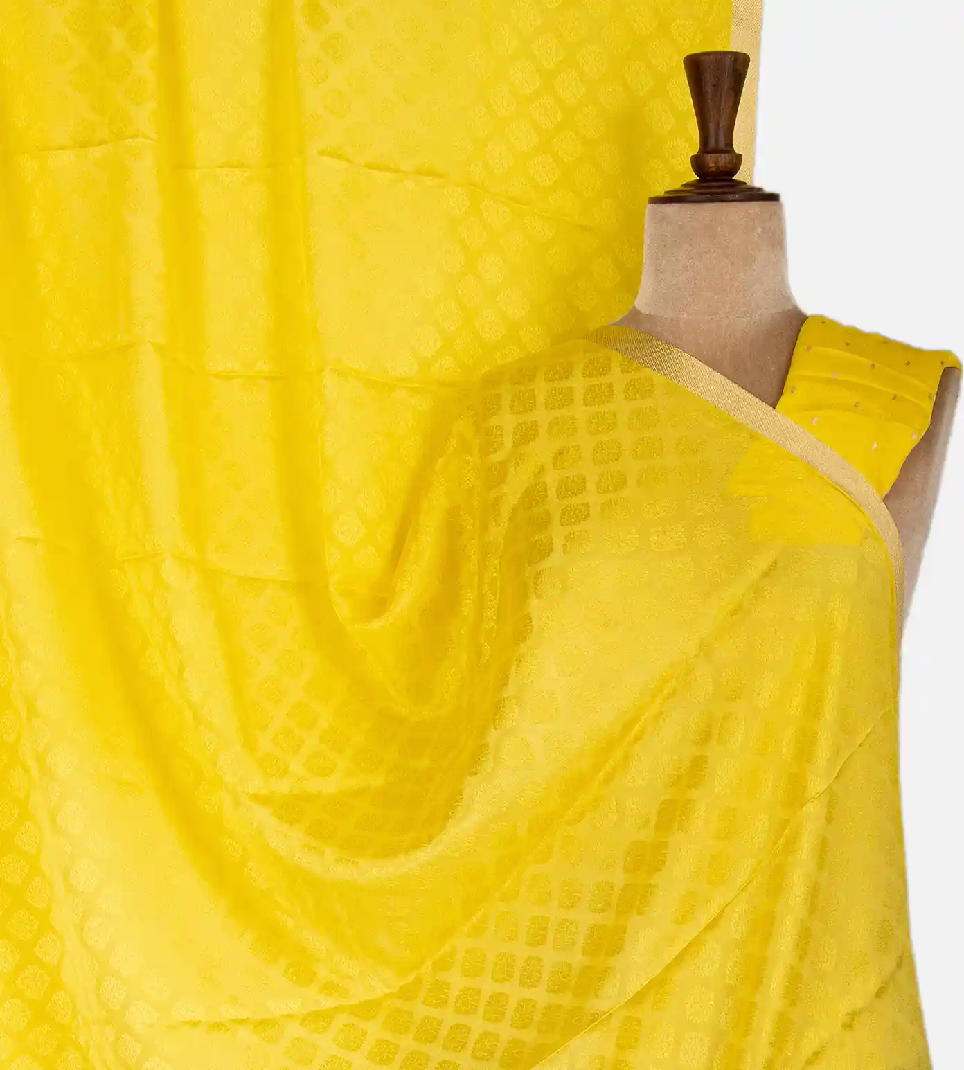 yellow-crepe-saree-c0968878-a