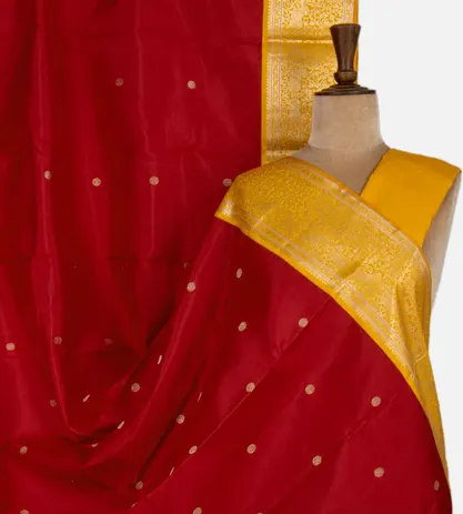 red-kanchipuram-silk-saree-c1283116-a