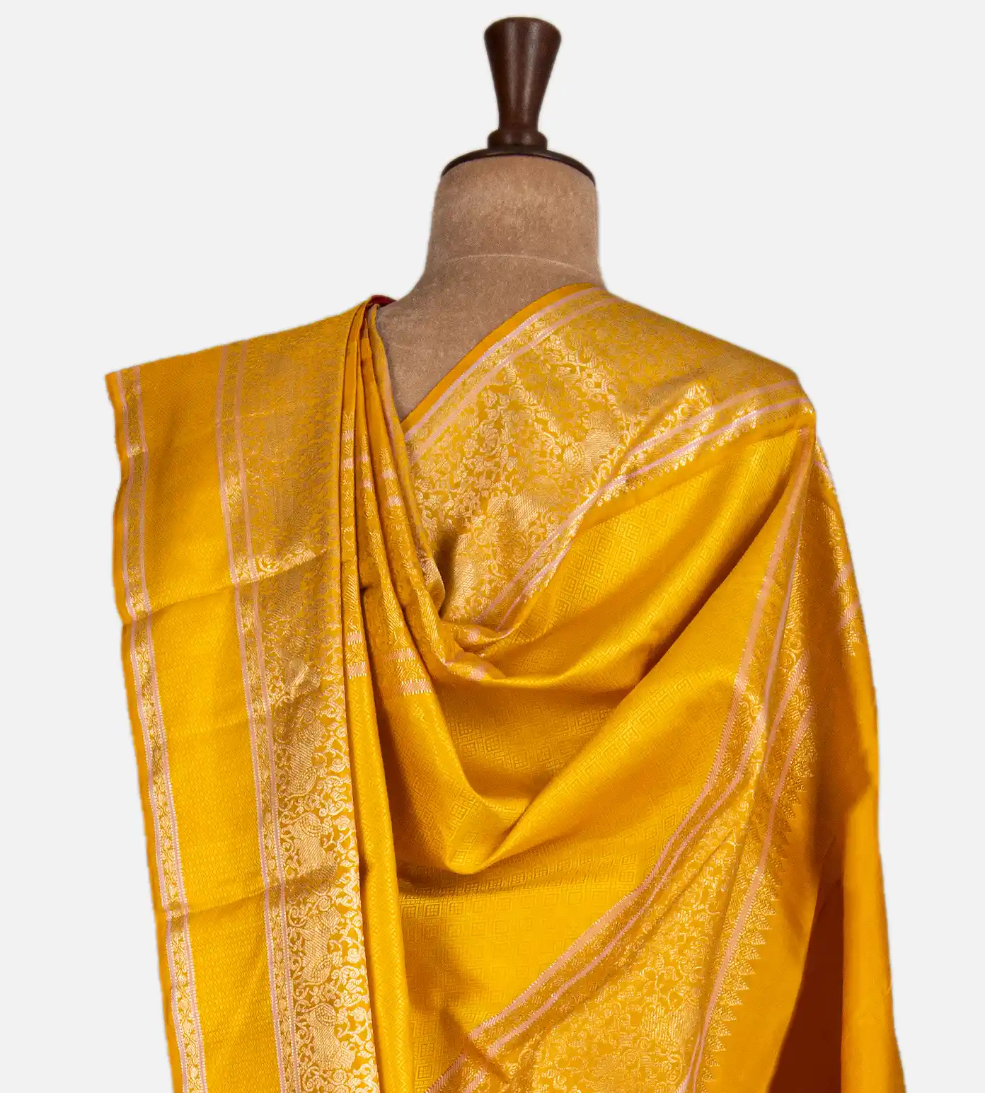 red-kanchipuram-silk-saree-c1283116-c