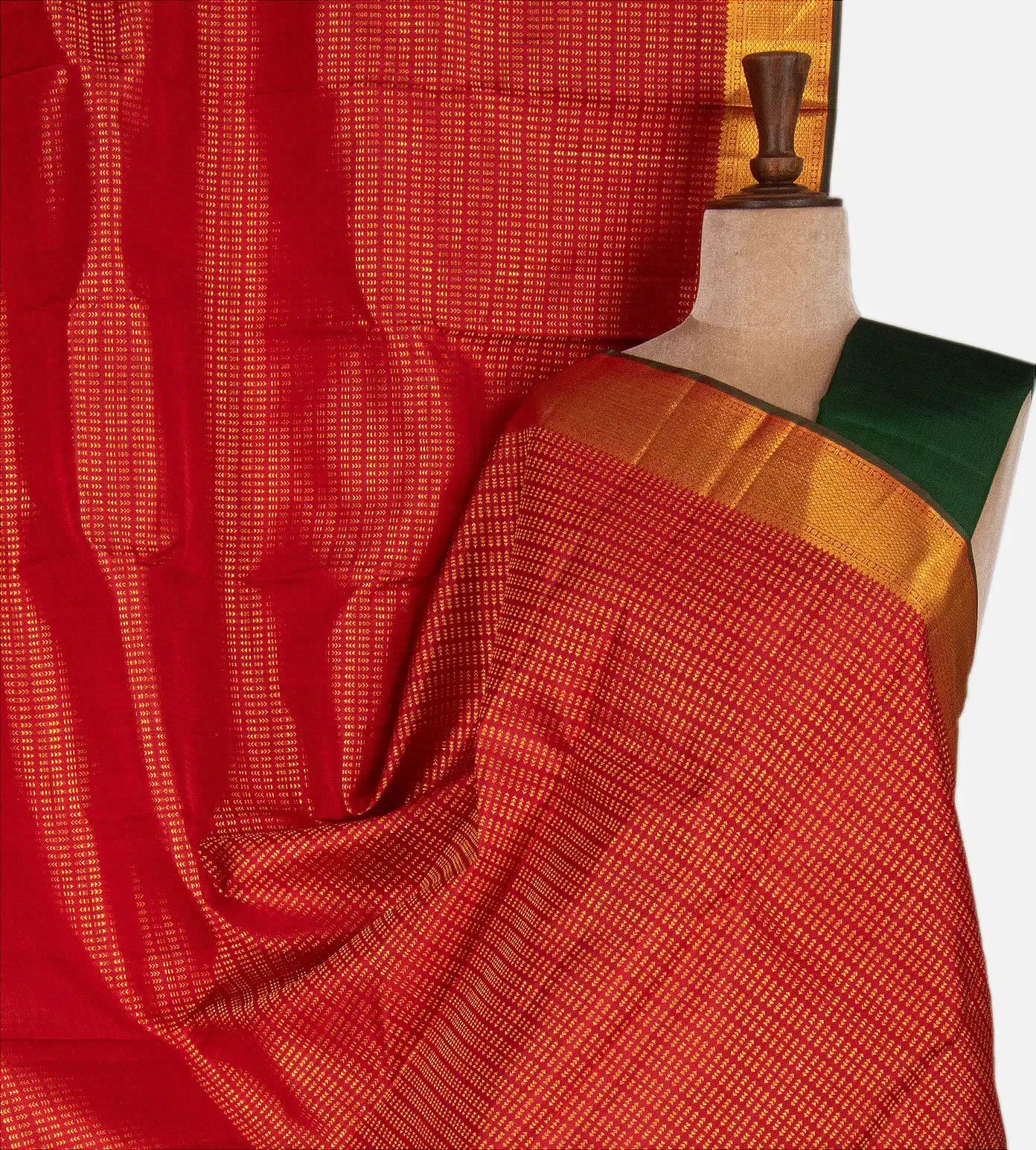 red-kanchipuram-silk-saree-d0184661-a