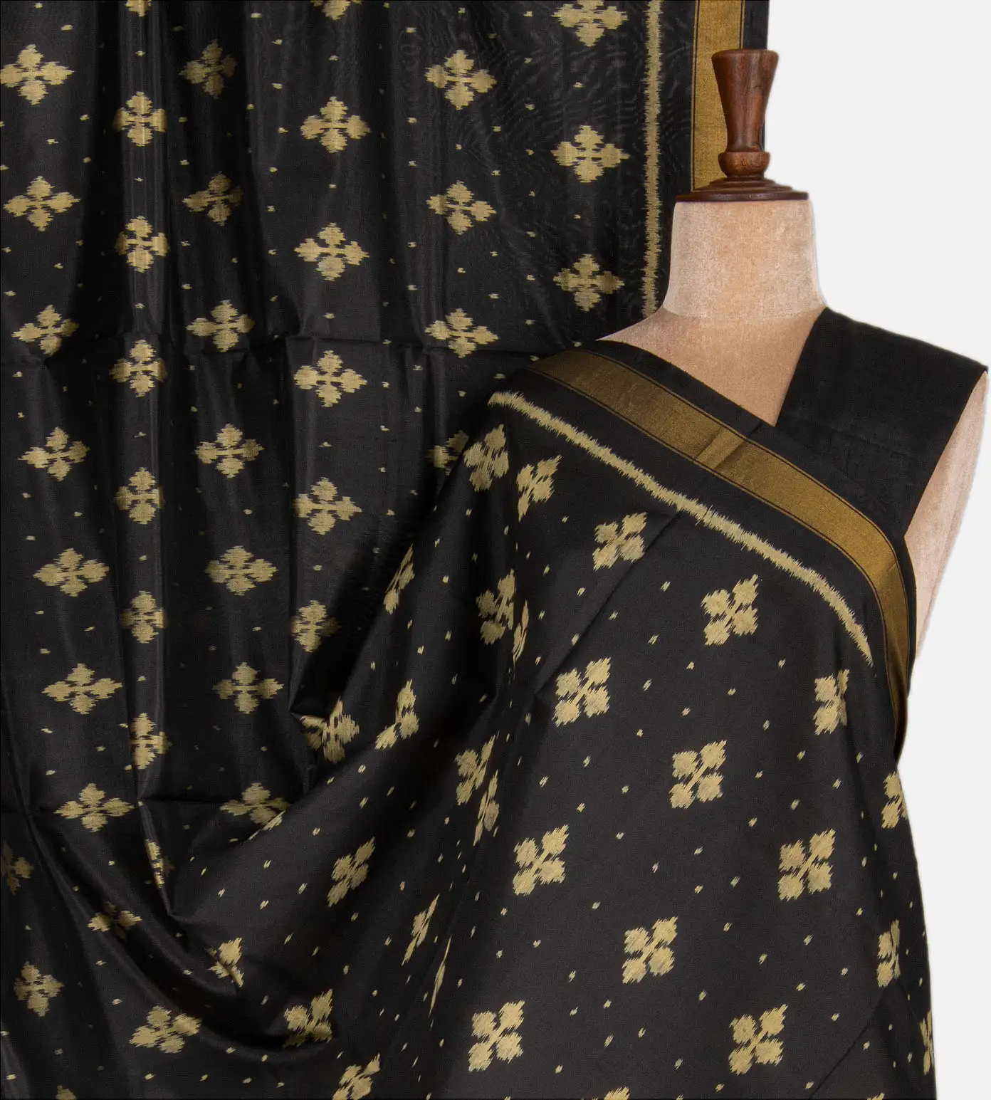 black-patola-silk-saree-c0152723-a