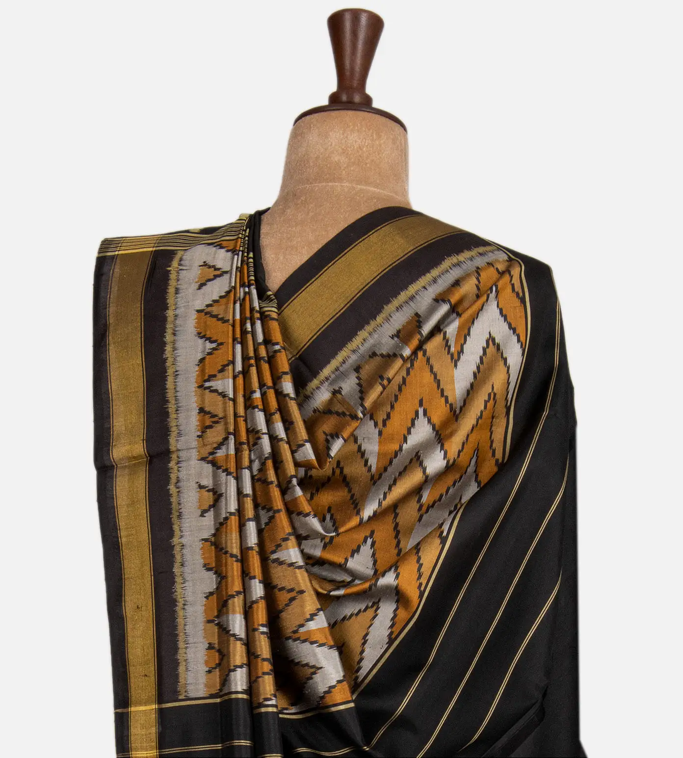 black-patola-silk-saree-c0152723-c