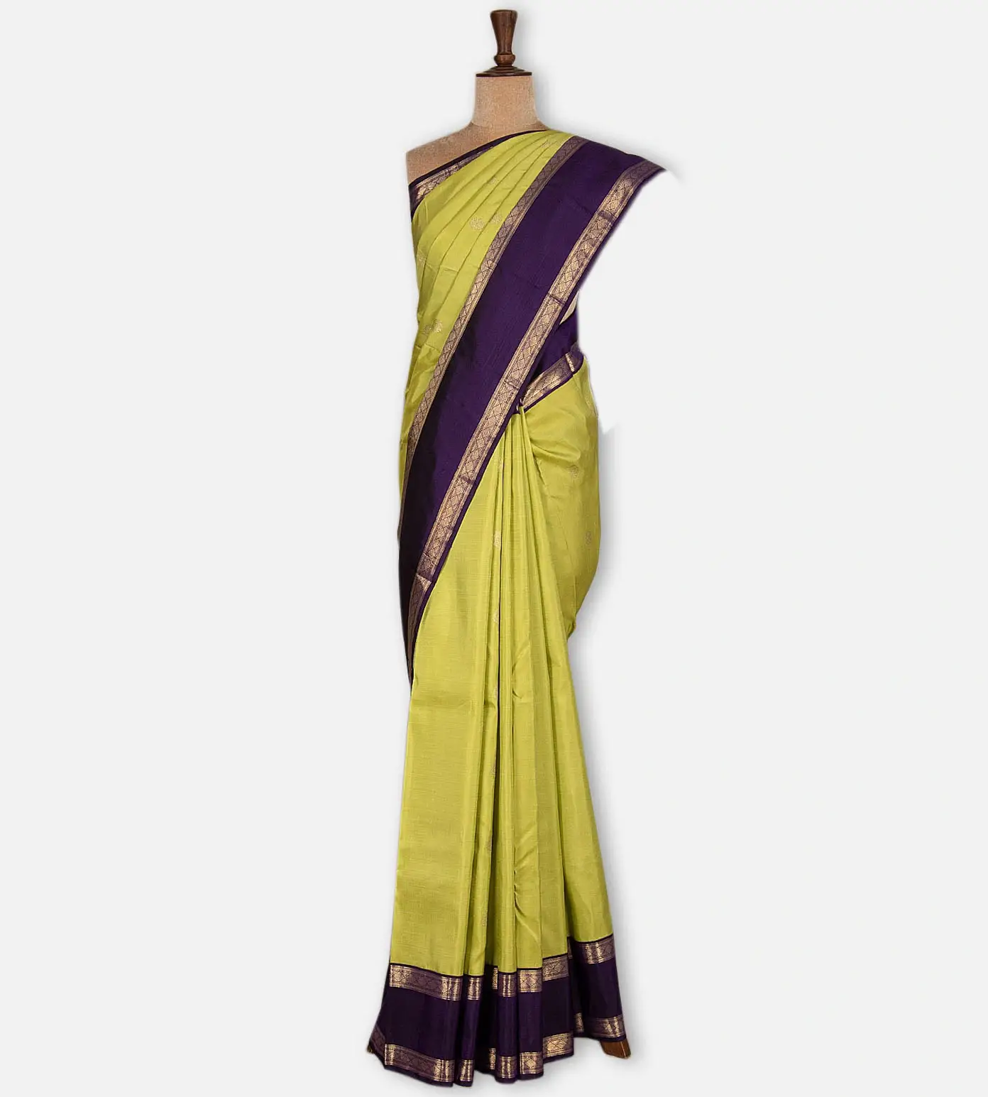 light-green-kanchipuram-silk-saree-d0184574-b
