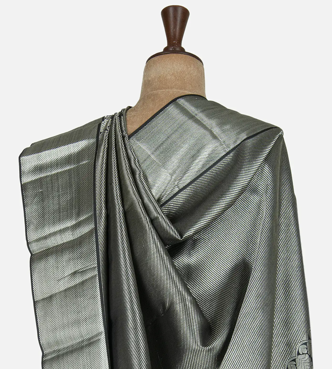 black-kanchipuram-silk-saree-c0355605-c