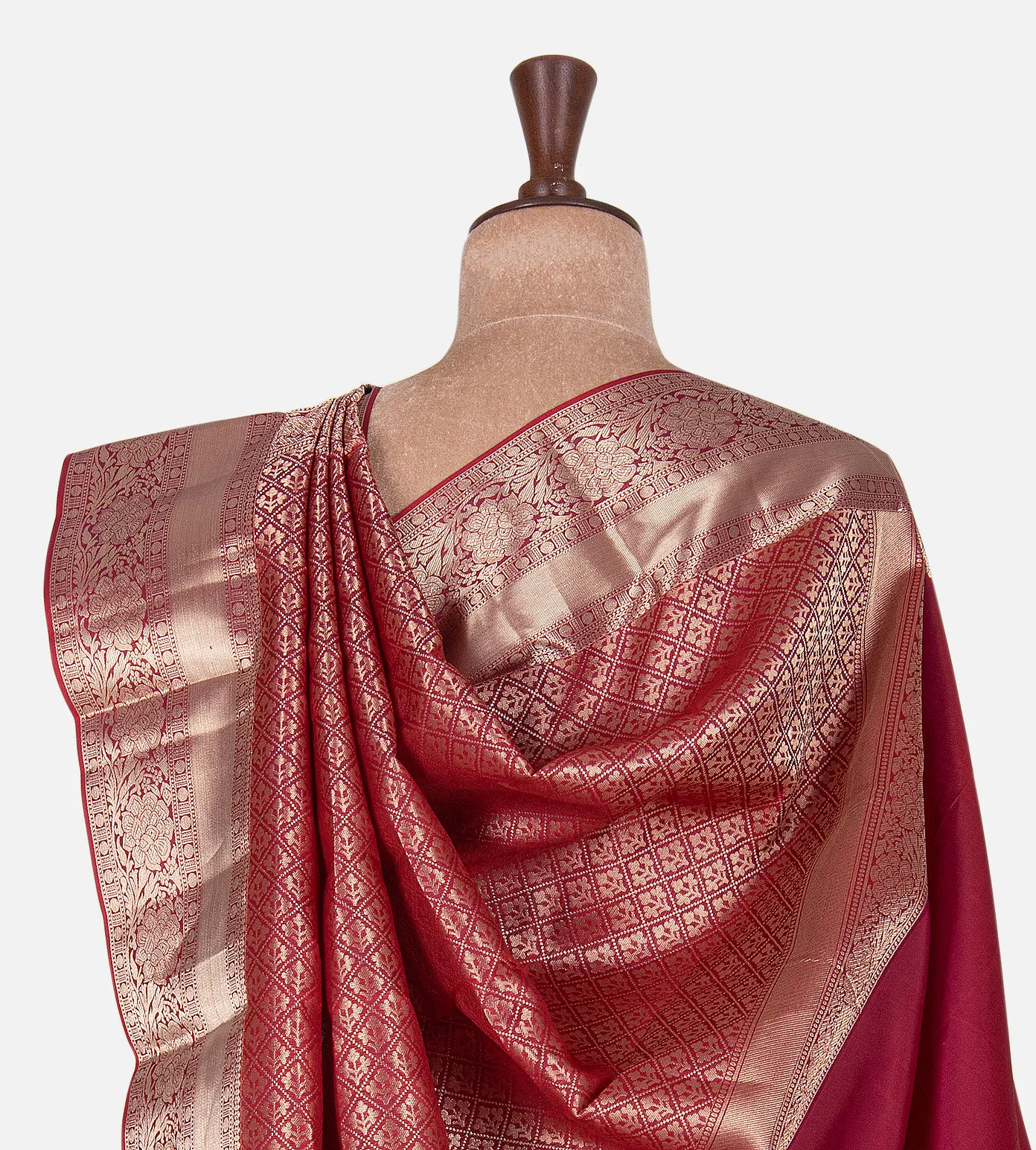 maroon-kanchipuram-silk-saree-d0186290-c