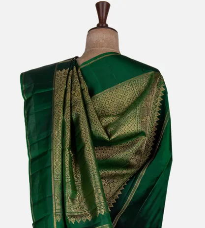 black-kanchipuram-silk-saree-c1180610-c