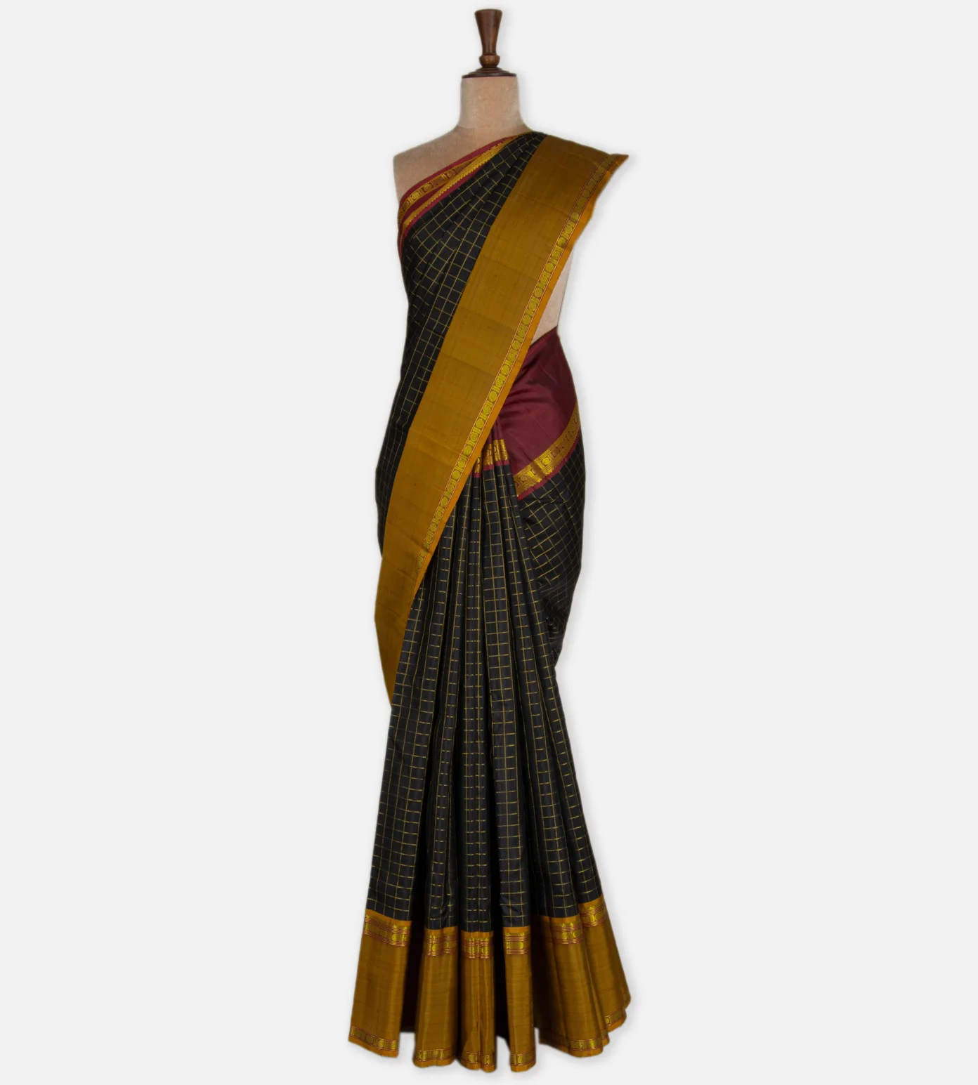 black-kanchipuram-silk-saree-d0292201-b