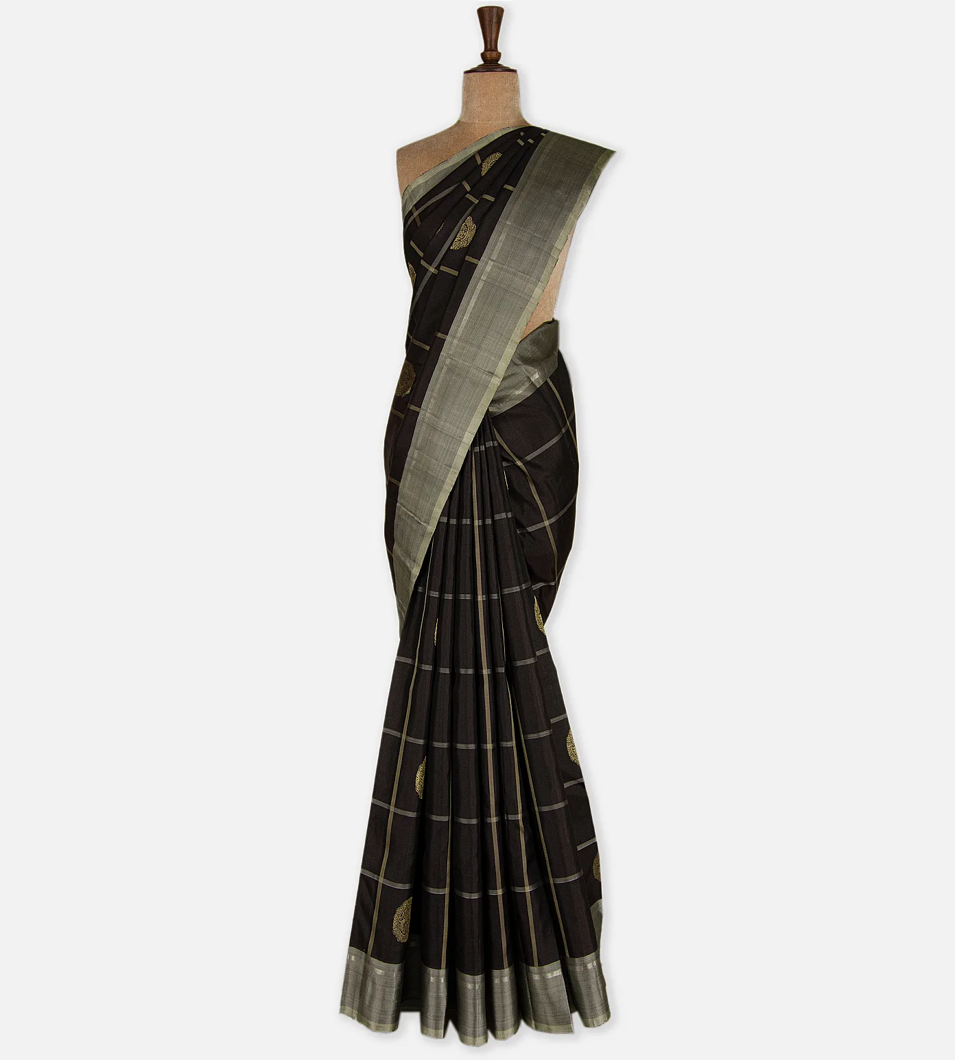 black-kanchipuram-silk-saree-d0292152-b