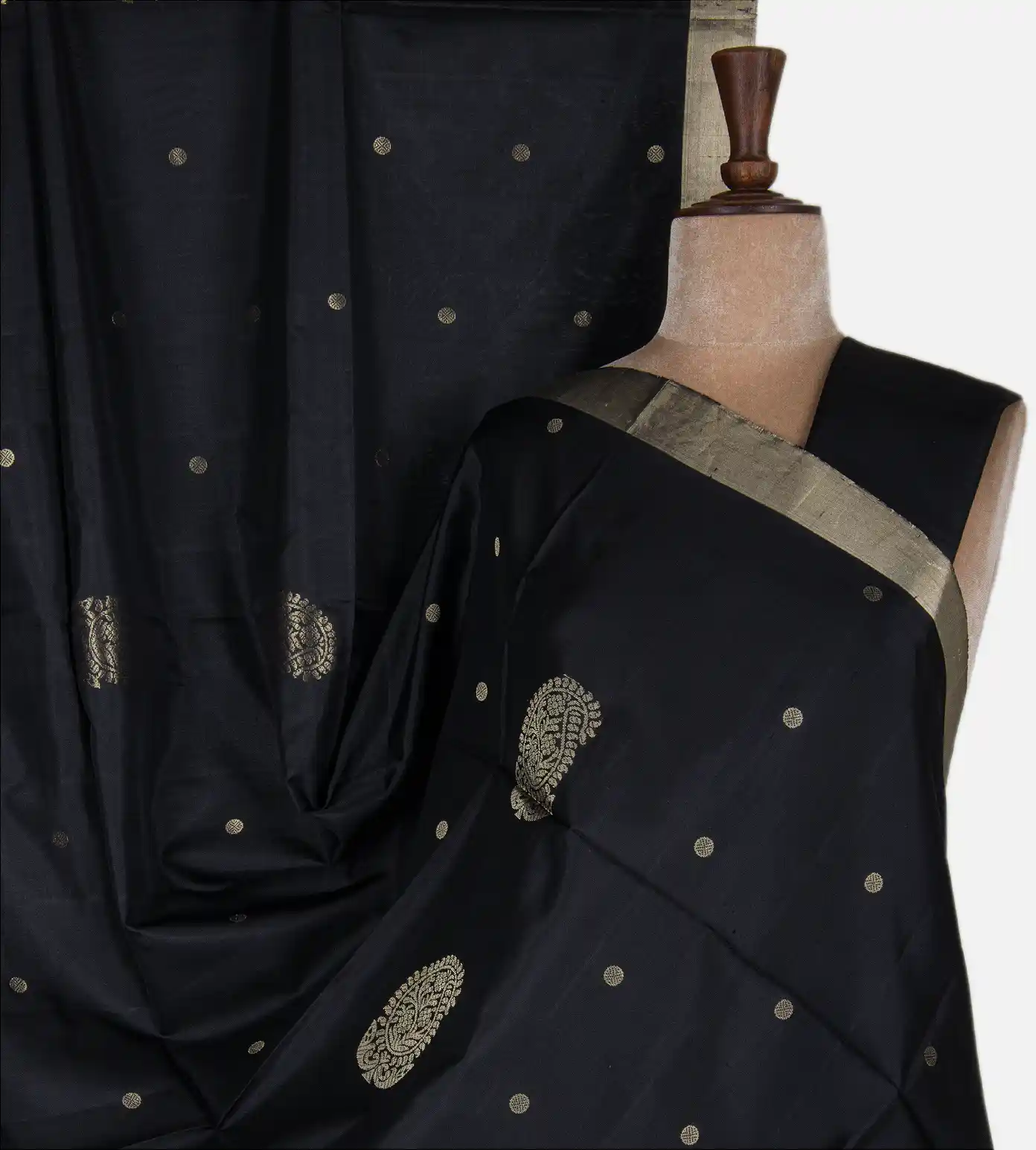 black-soft-silk-saree-b0942444-a