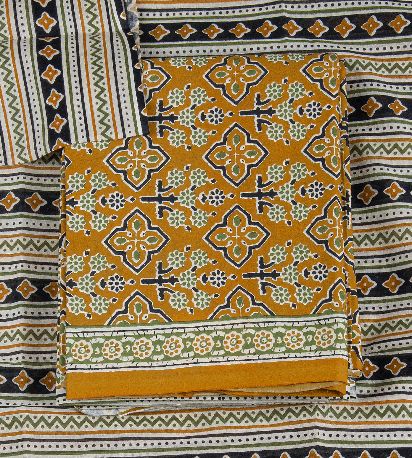 yellow-cotton-salwar-d0188629-a