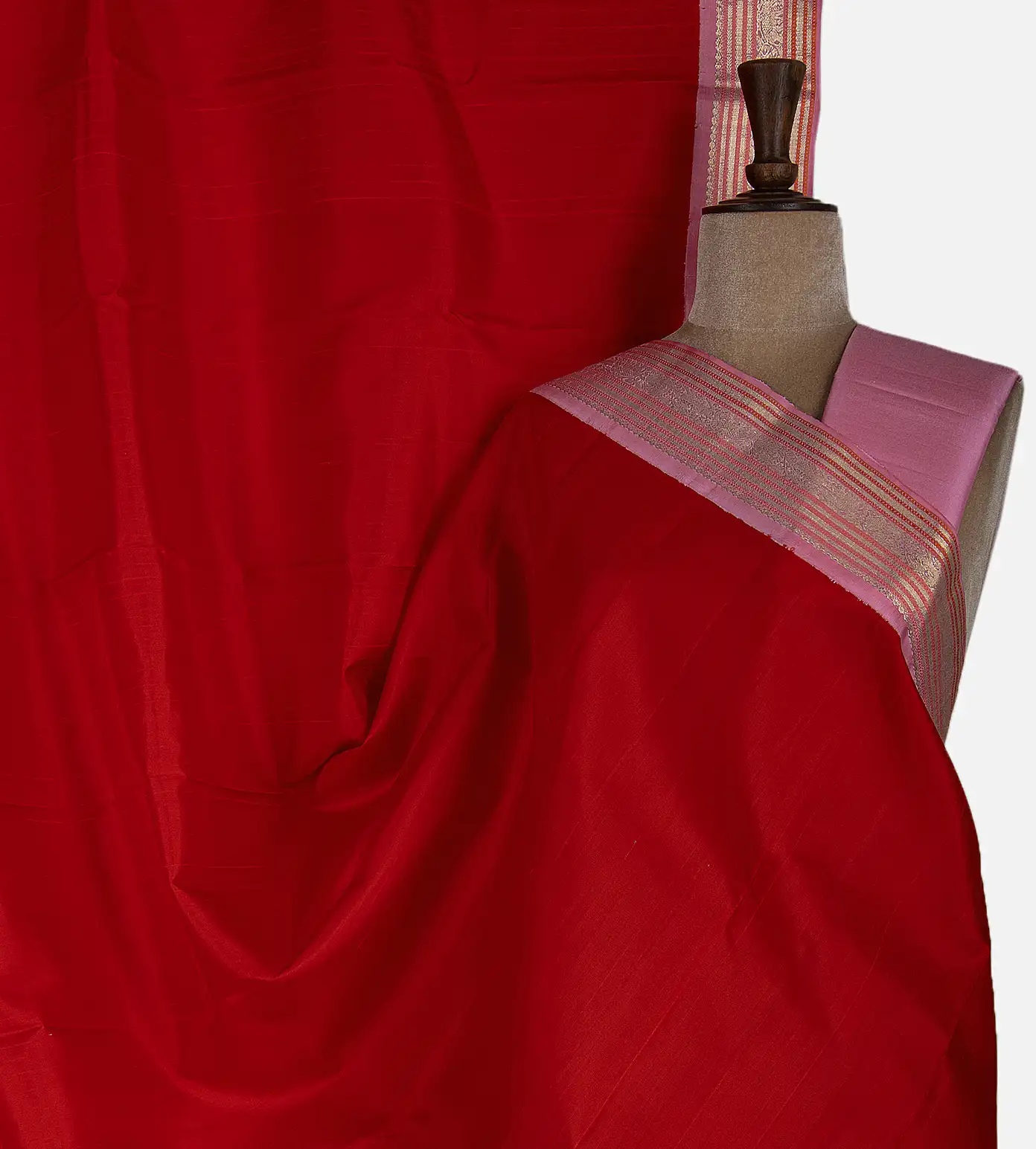 red-kanchipuram-silk-saree-d0292613-a