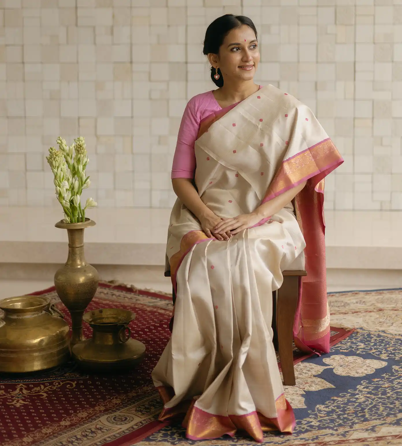 pearl-white-kanchipuram-silk-saree-c1282973-d