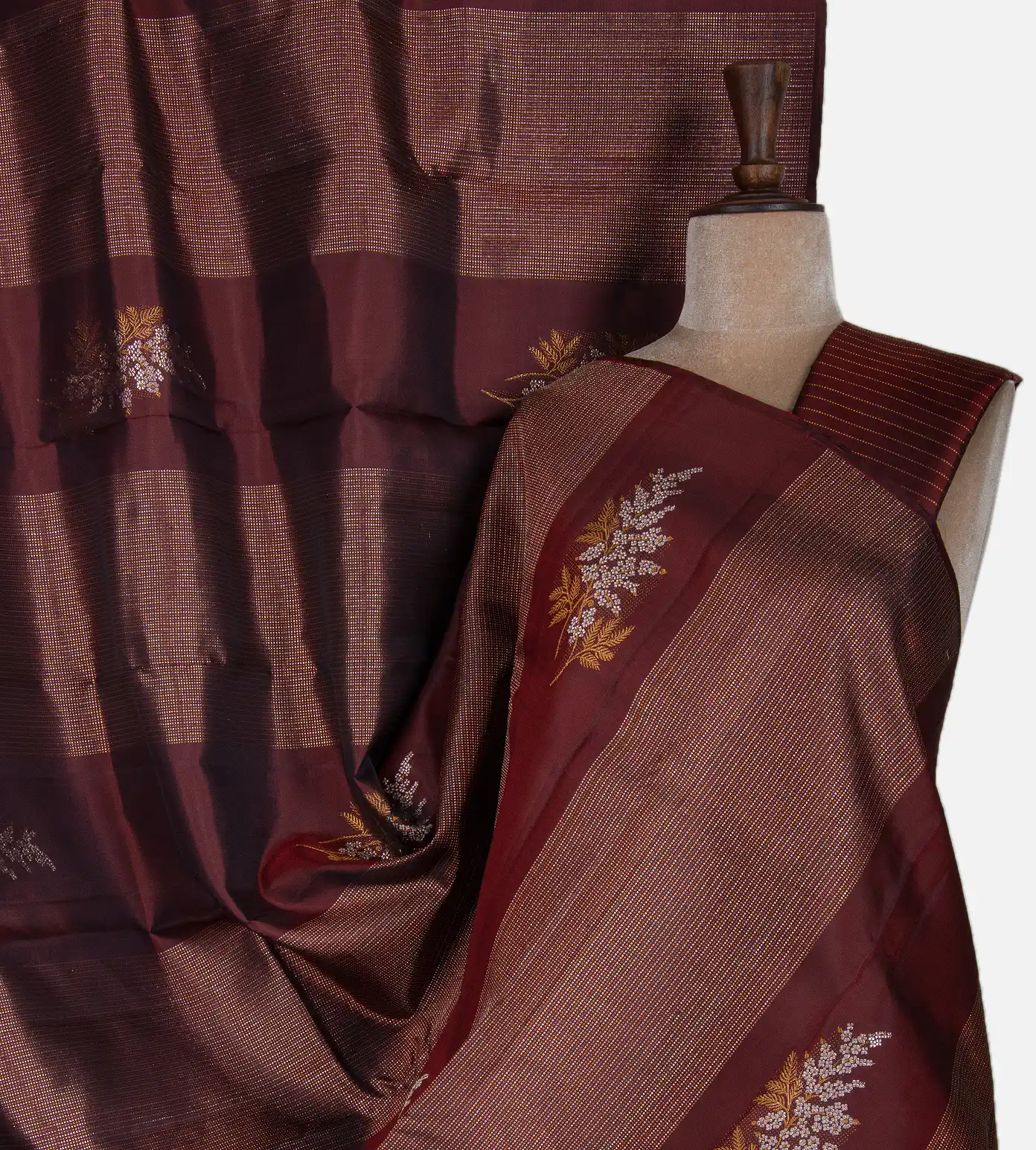 maroon-kanchipuram-silk-saree-d0292980-a