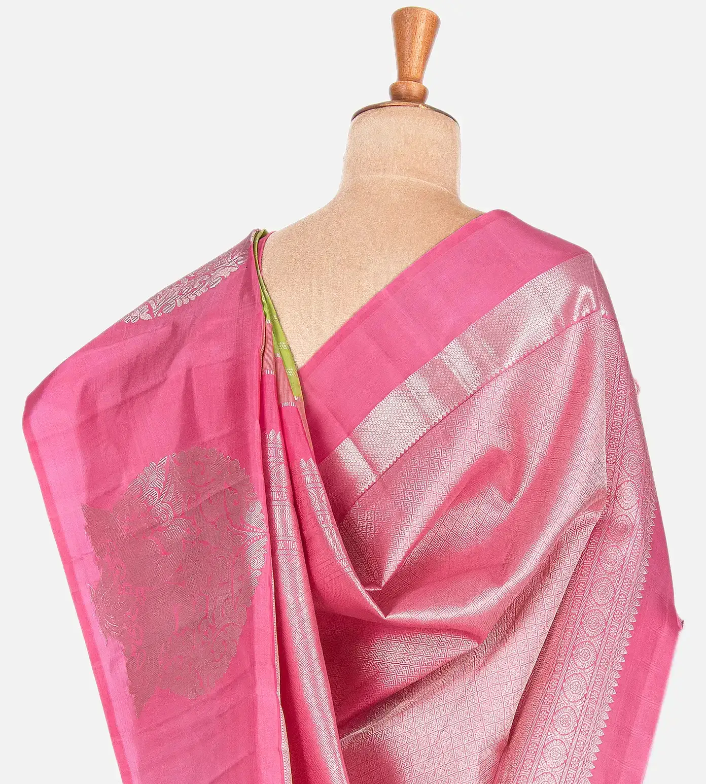 light-green-kanchipuram-silk-saree-b1044698-c