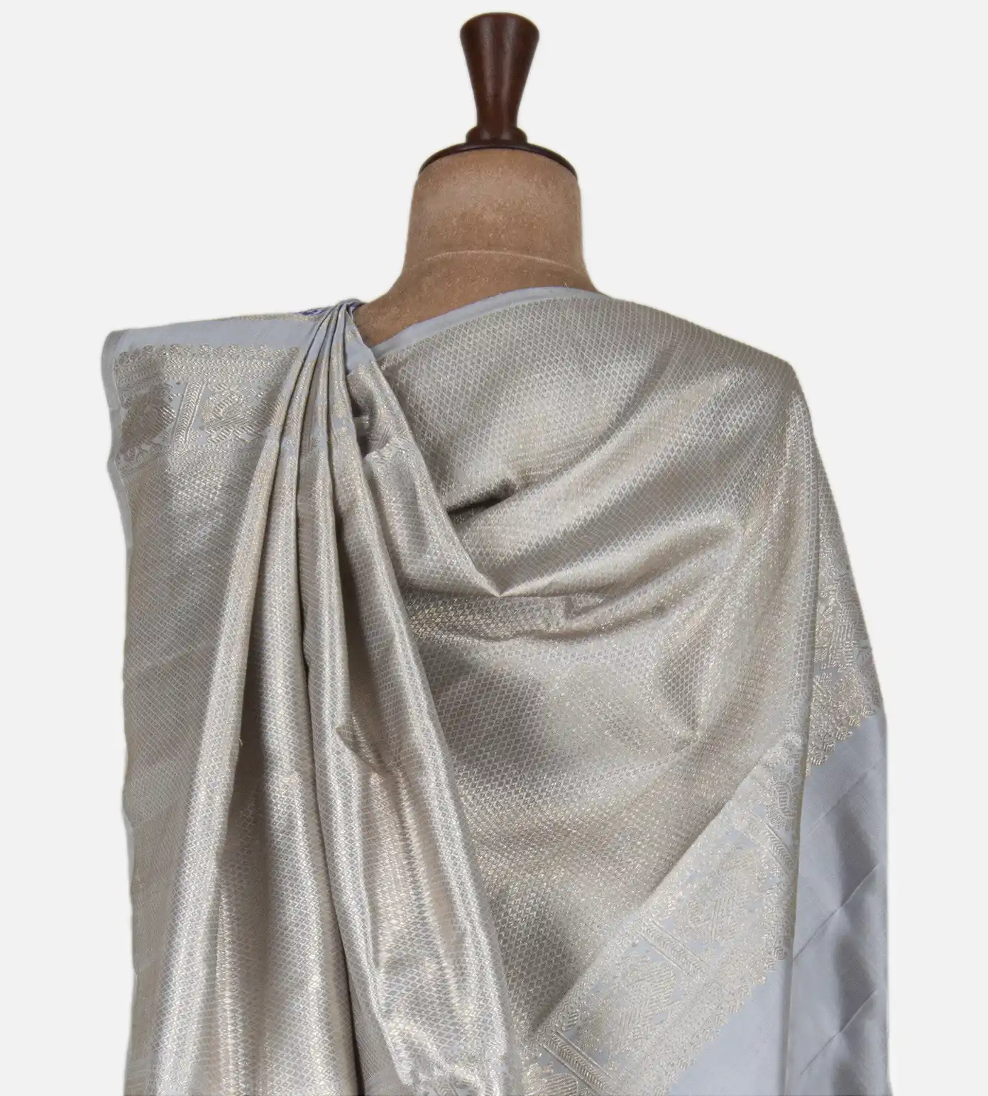 powder-blue-kanchipuram-silk-saree-d0190594-c