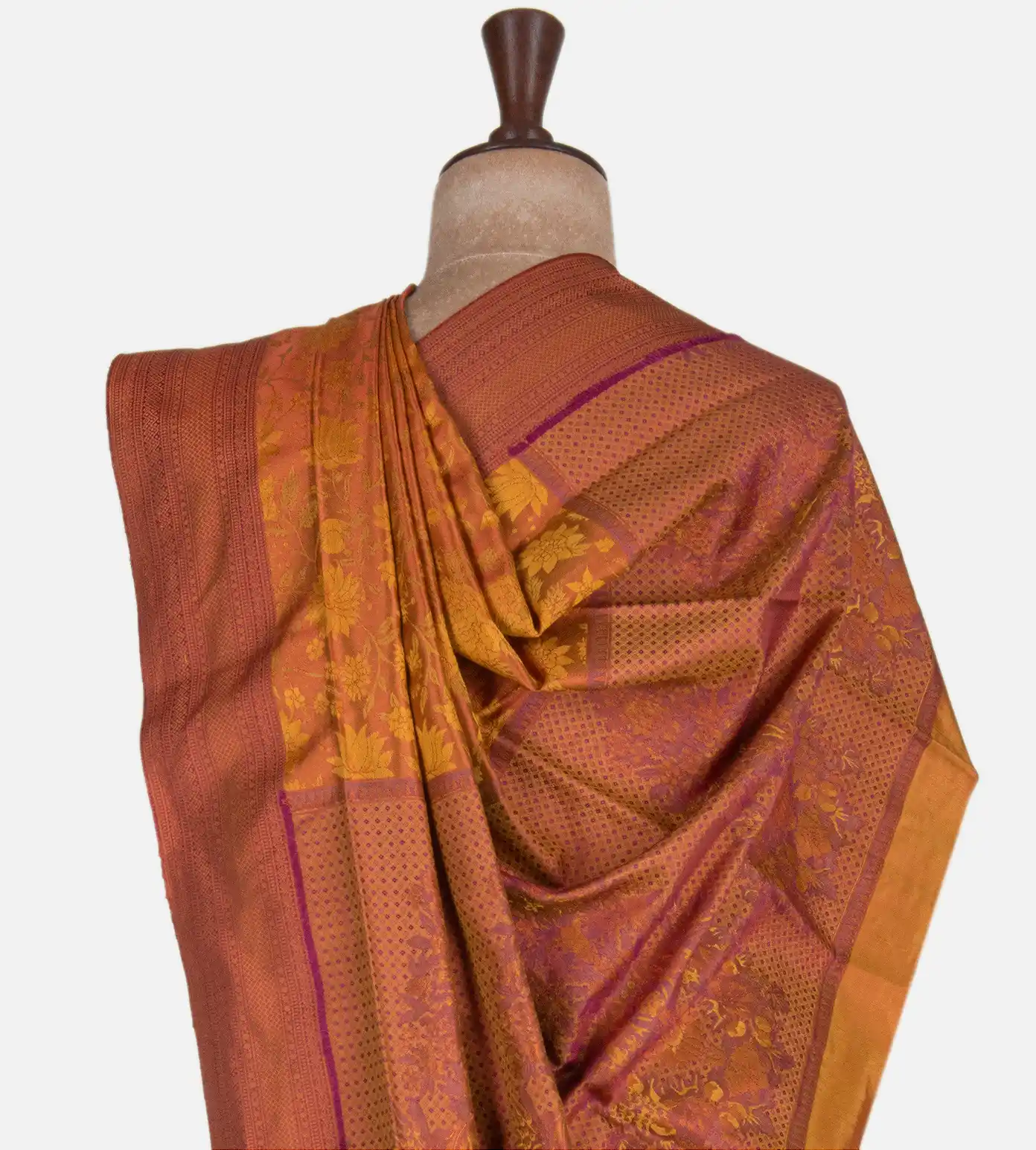 gold-soft-silk-saree-d0186903-c