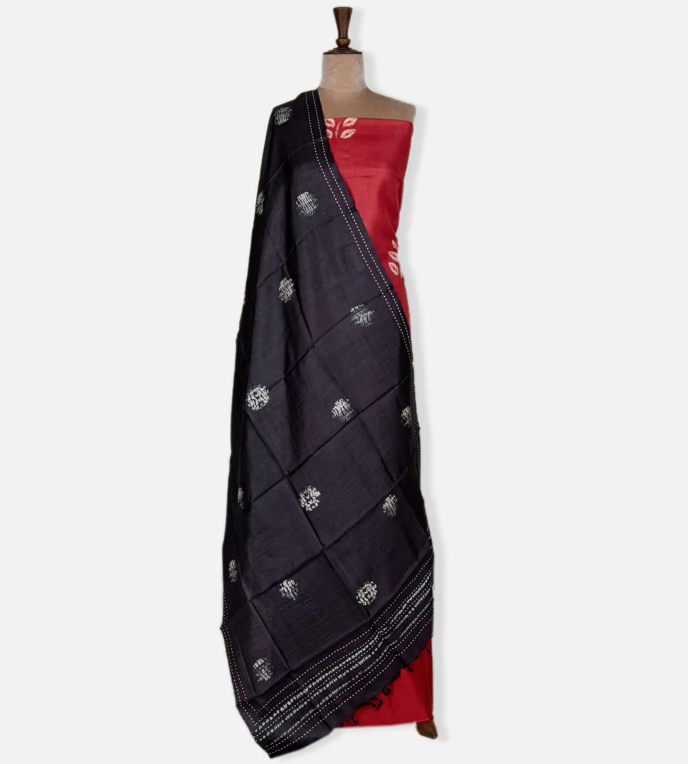 red-tussar-salwar-d0396365-b