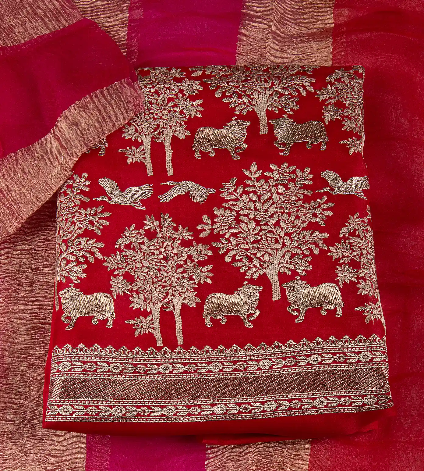 red-organza-salwar-d0394900-a