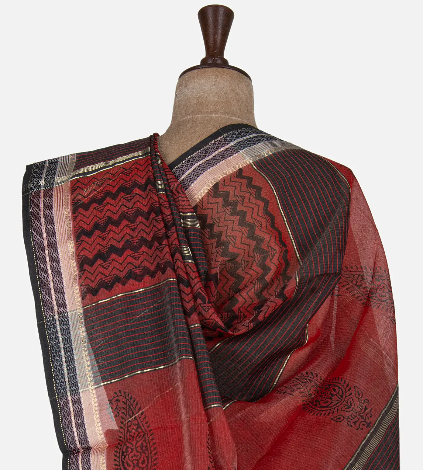 red-maheshwari-cotton-saree-c1072970-c