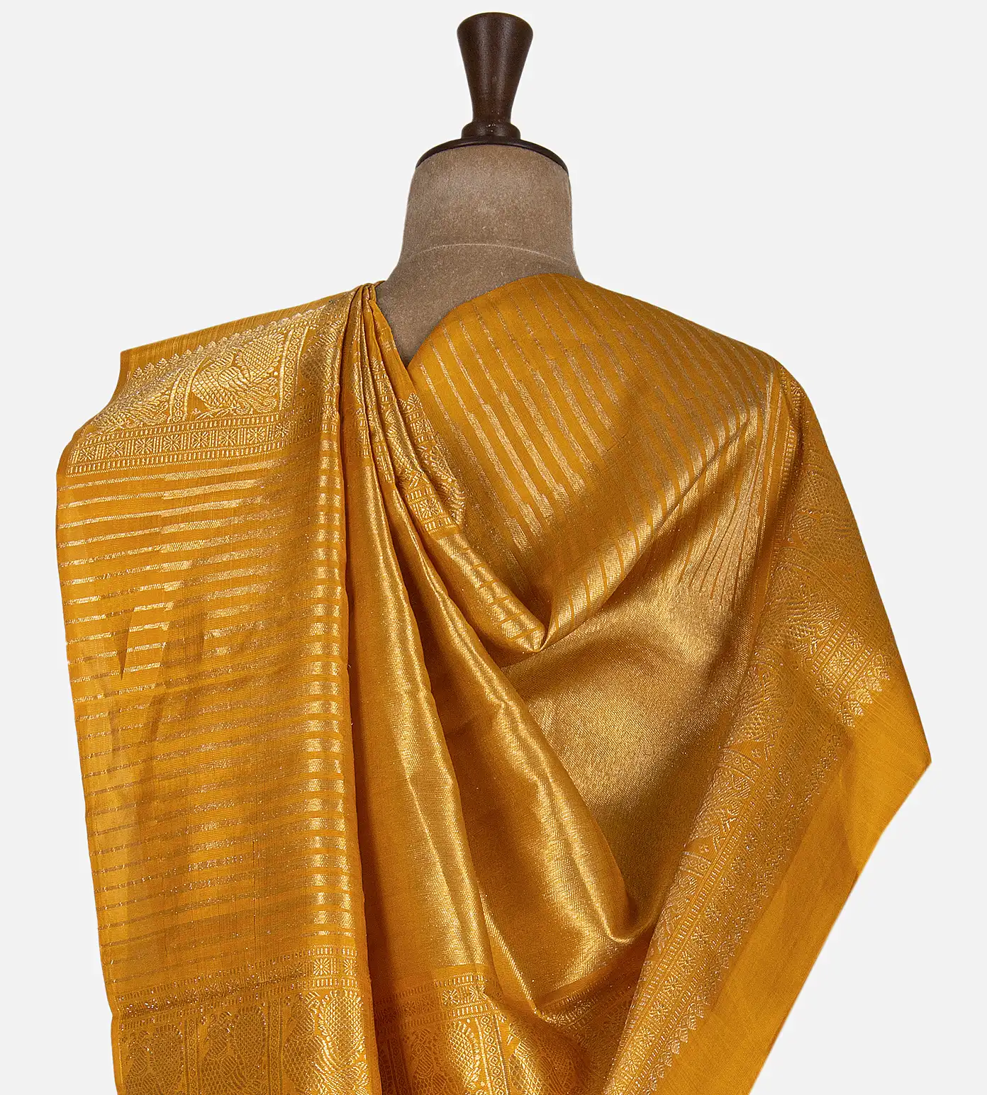 yellow-kanchipuram-silk-saree-d0396243-c