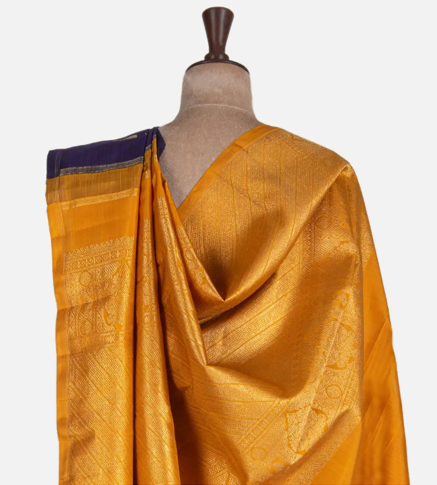 violet-kanchipuram-silk-saree-d0394638-c