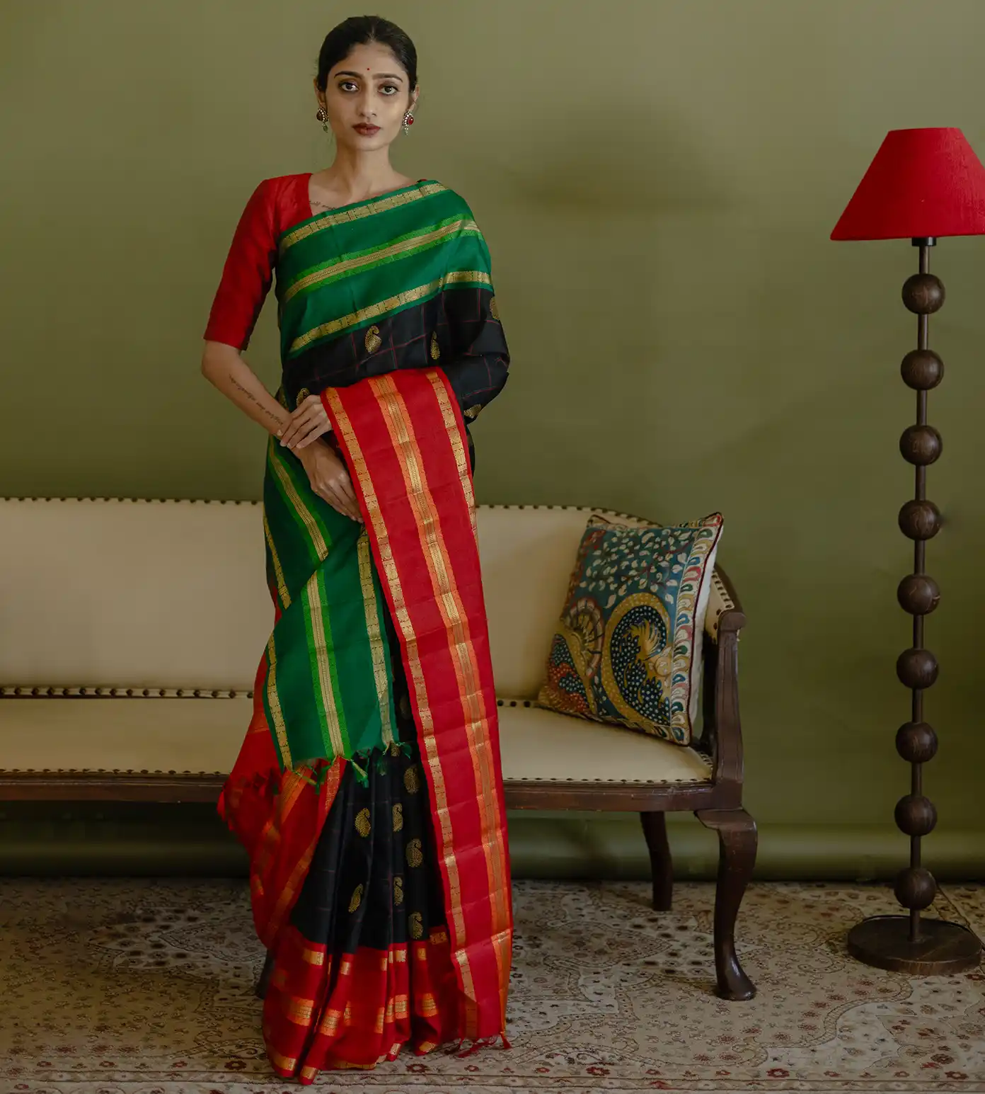 black-kanchipuram-silk-saree-d0292538-c