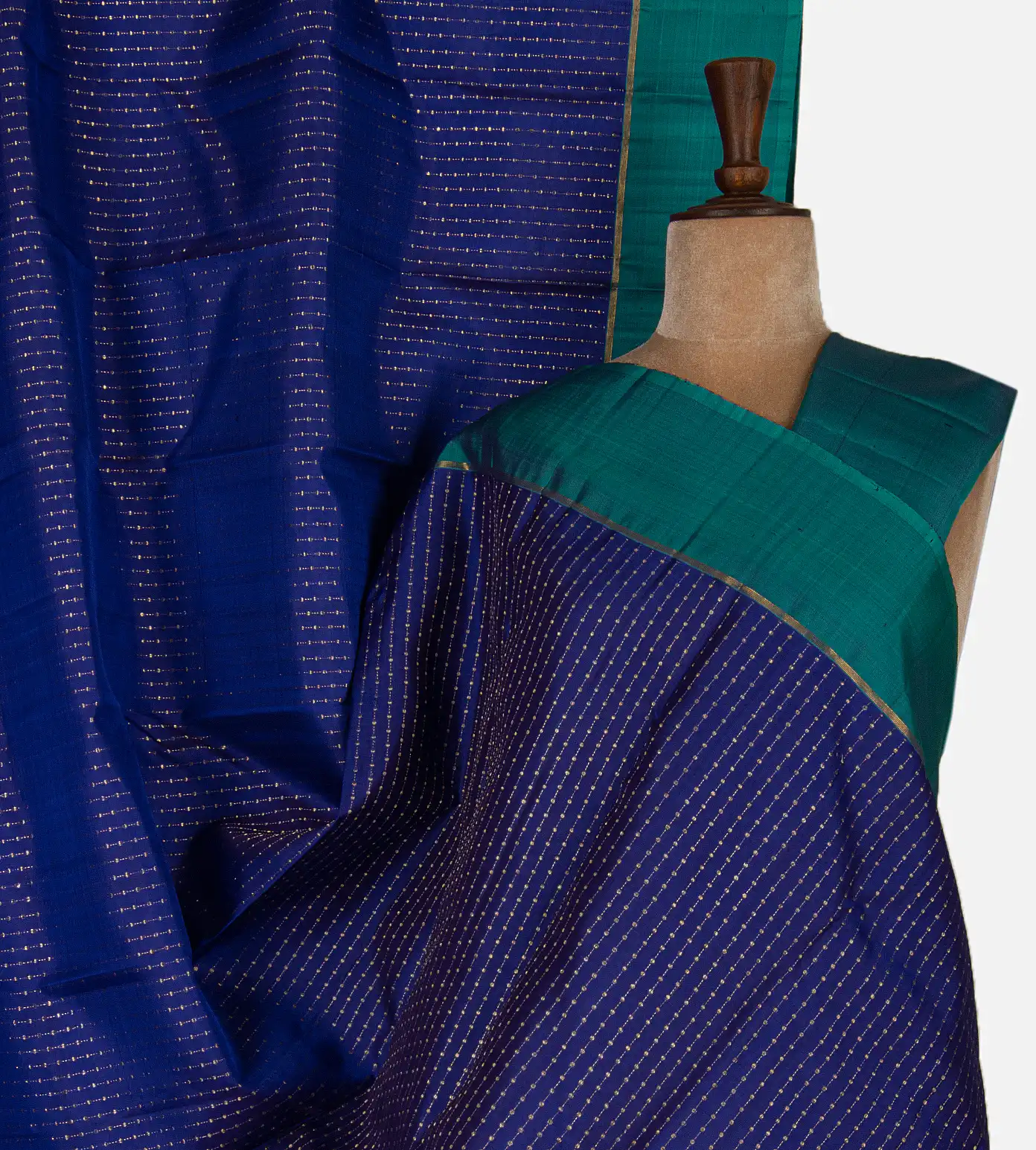 blue-kanchipuram-silk-saree-d0396962-a