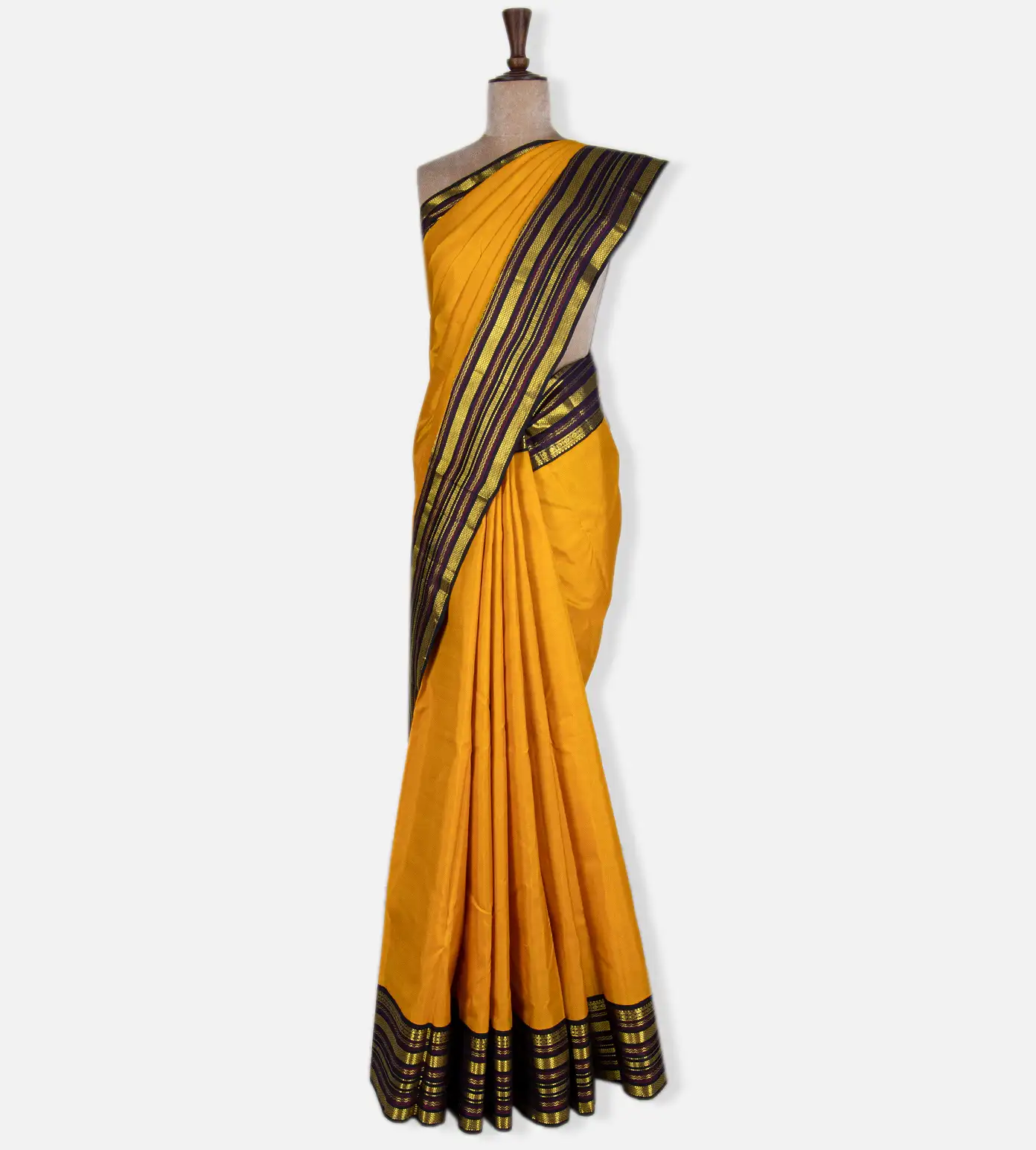 yellow-kanchipuram-silk-saree-d0396954-b