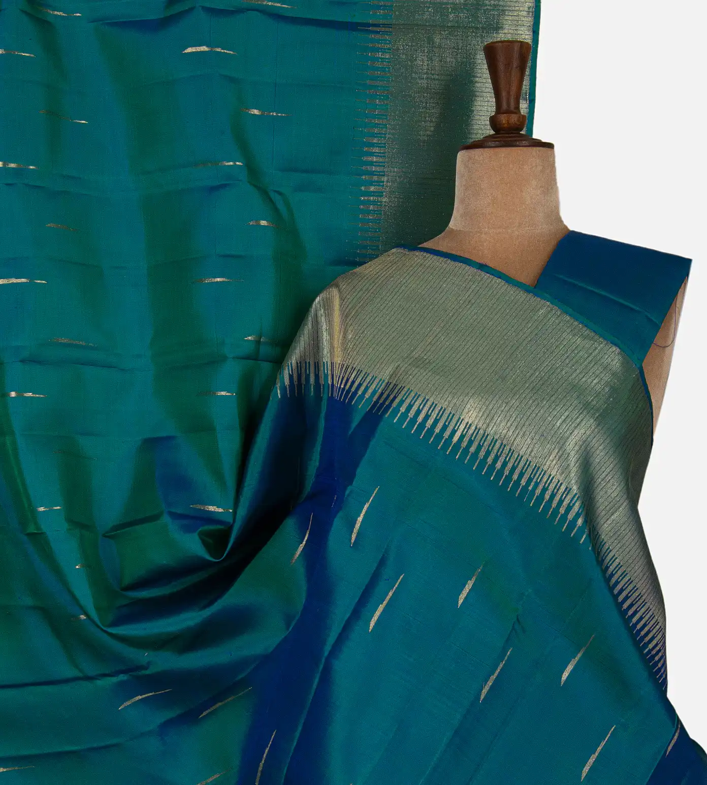 peacock-blue-kanchipuram-silk-saree-d0398552-a