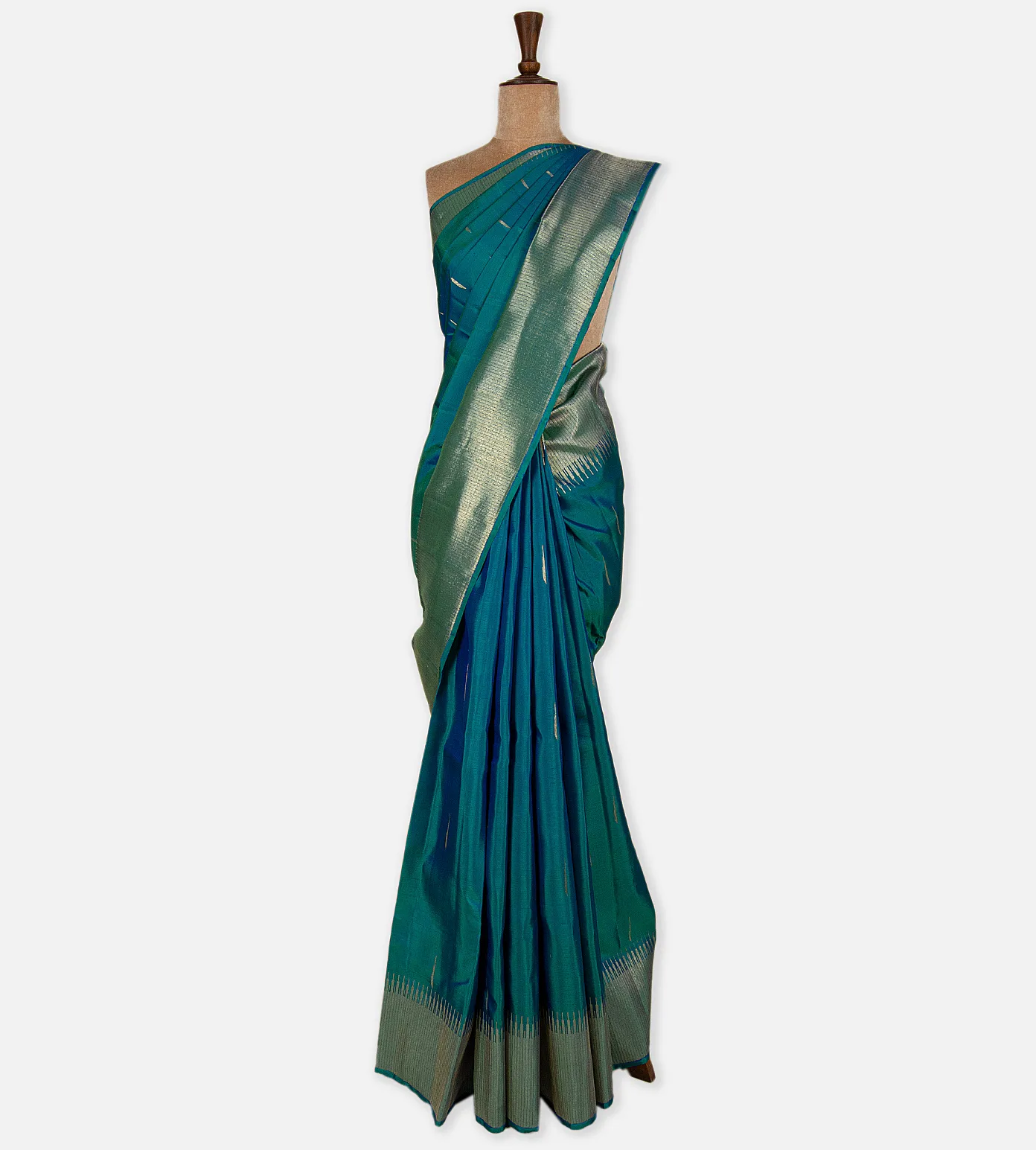 peacock-blue-kanchipuram-silk-saree-d0398552-b
