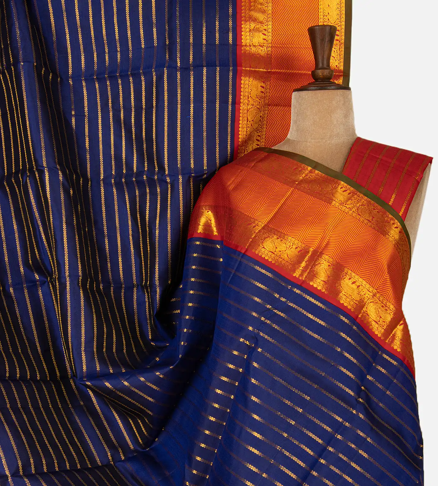 blue-kanchipuram-silk-saree-d0292490-a