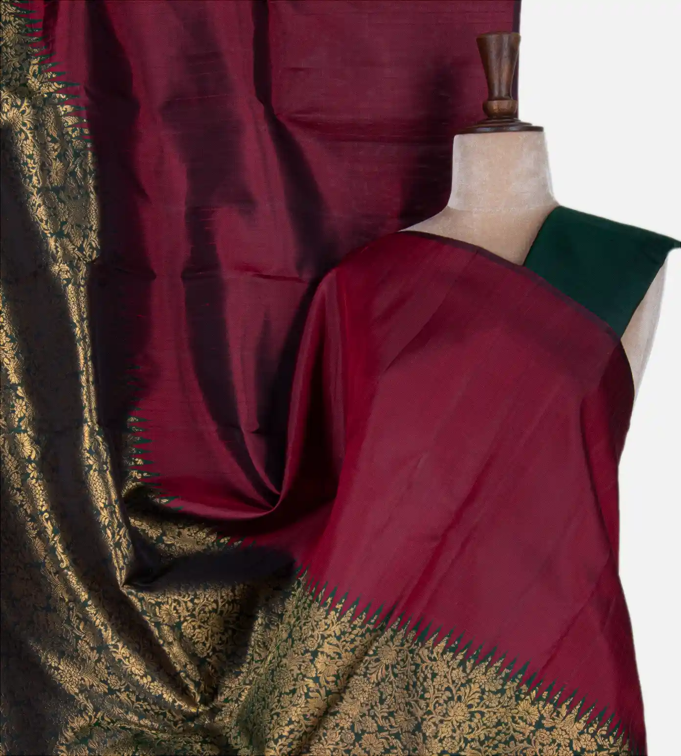 green-and-maroon-kanchipuram-silk-saree-d0395488-a