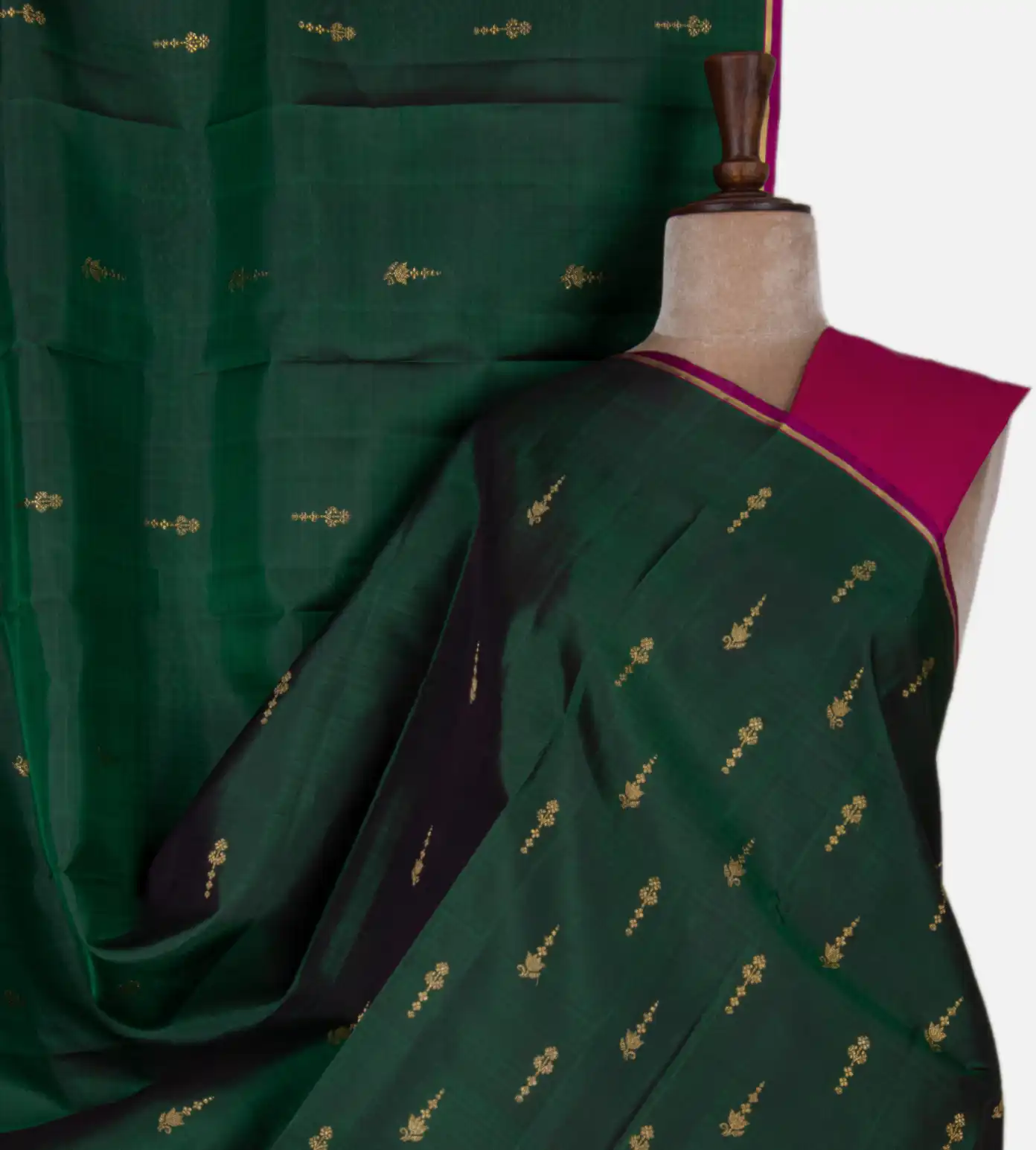 green-kanchipuram-silk-saree-d0394581-a