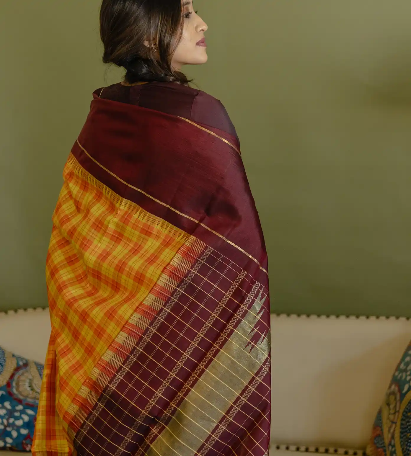 yellow-kanchipuram-silk-saree-d0292654-c