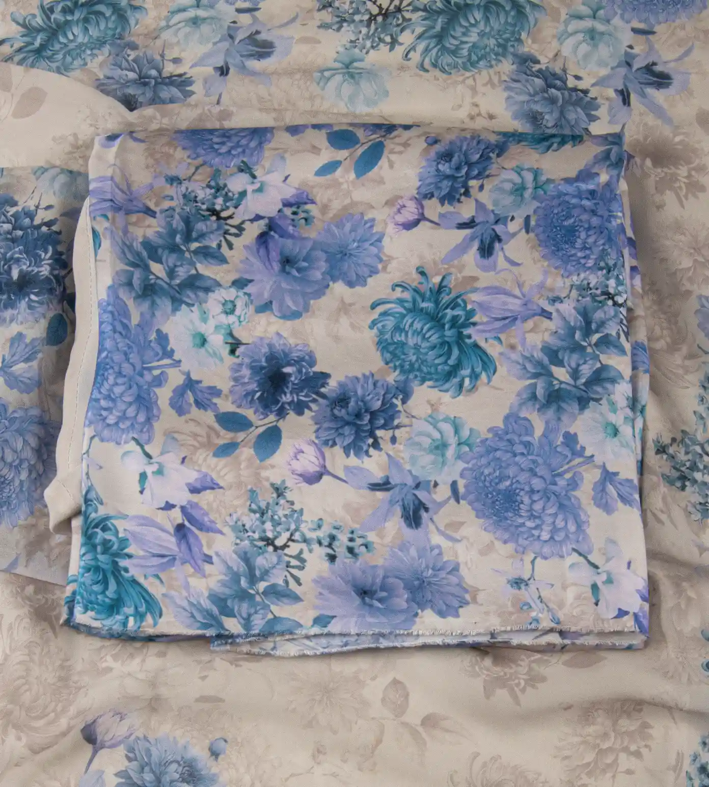 off-white-crepe-salwar-c1284261-a