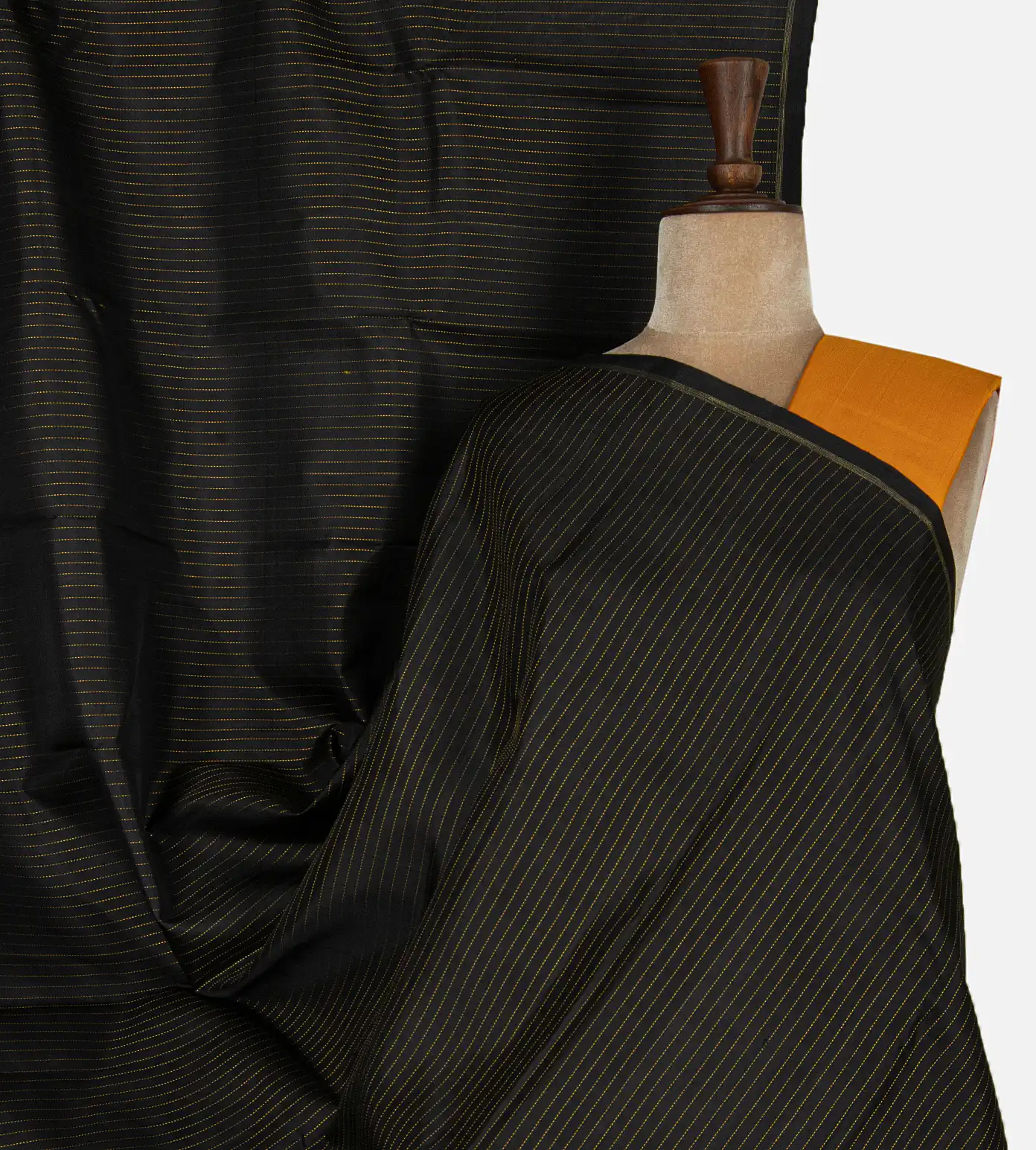 black-kanchipuram-silk-saree-d0394634-a