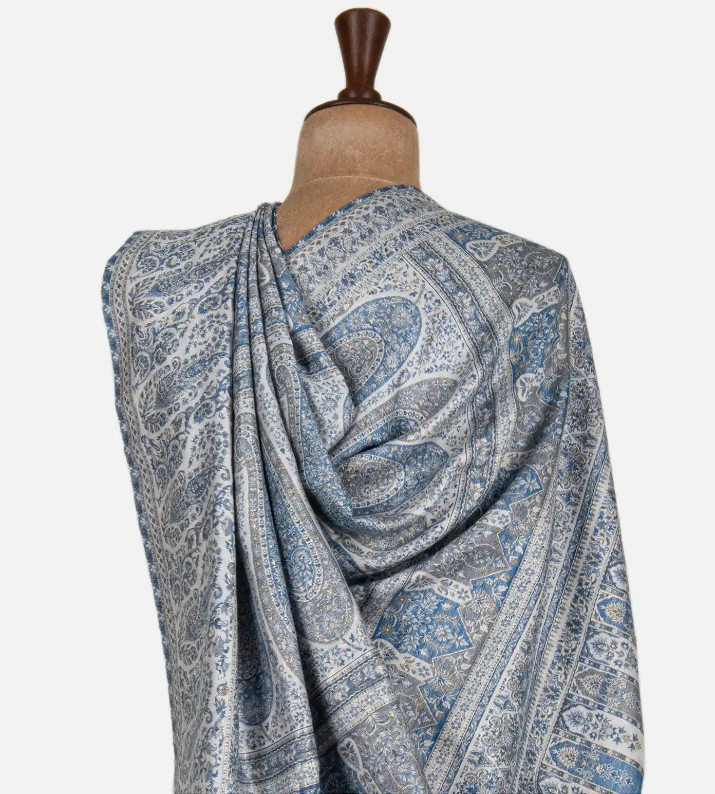 white-kani-silk-saree-d04100188-c