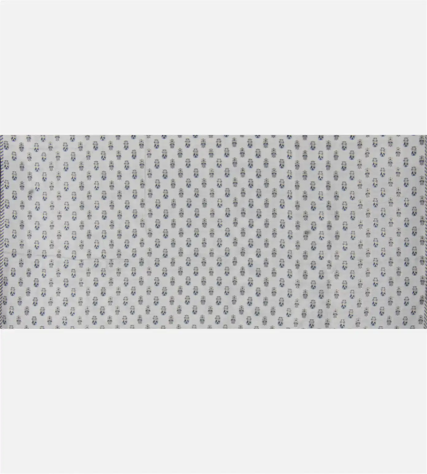 white-kani-silk-saree-d04100188-d