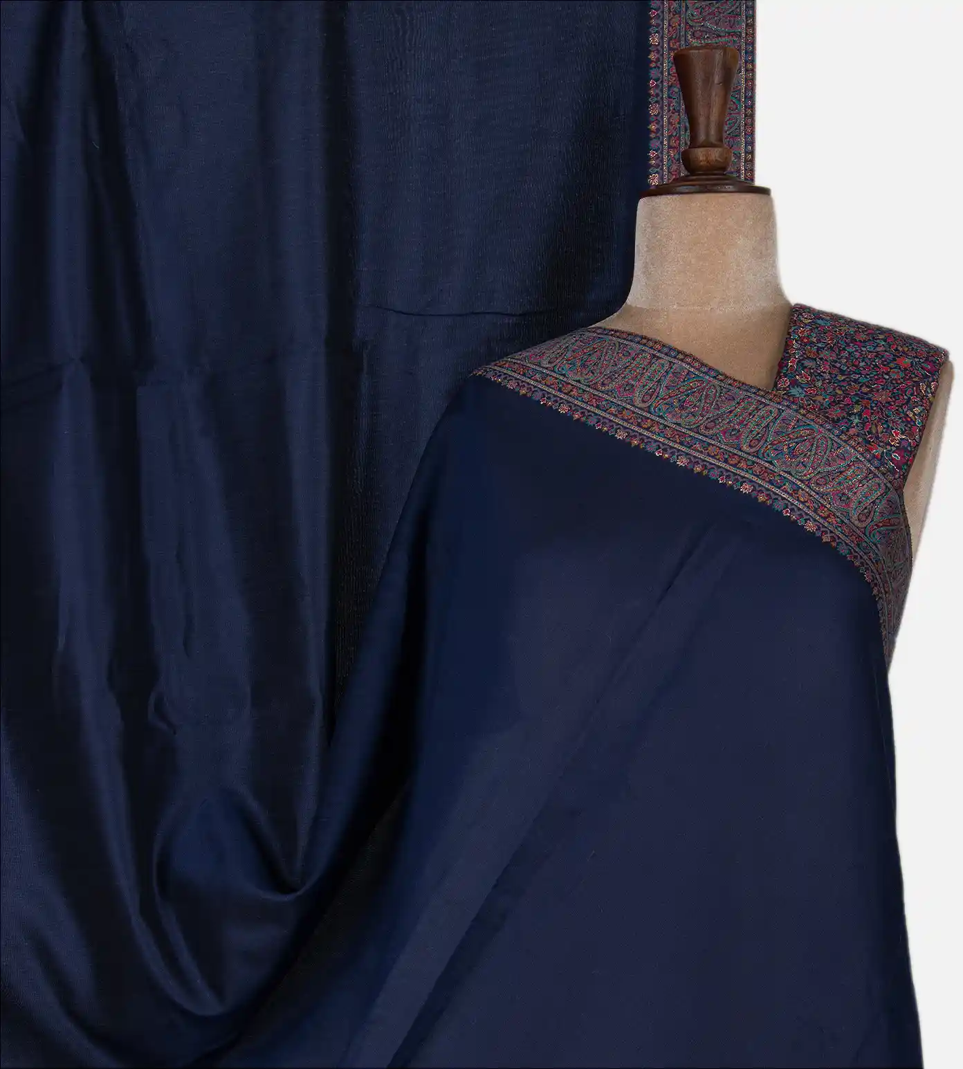 blue-kani-silk-saree-d04100177-a
