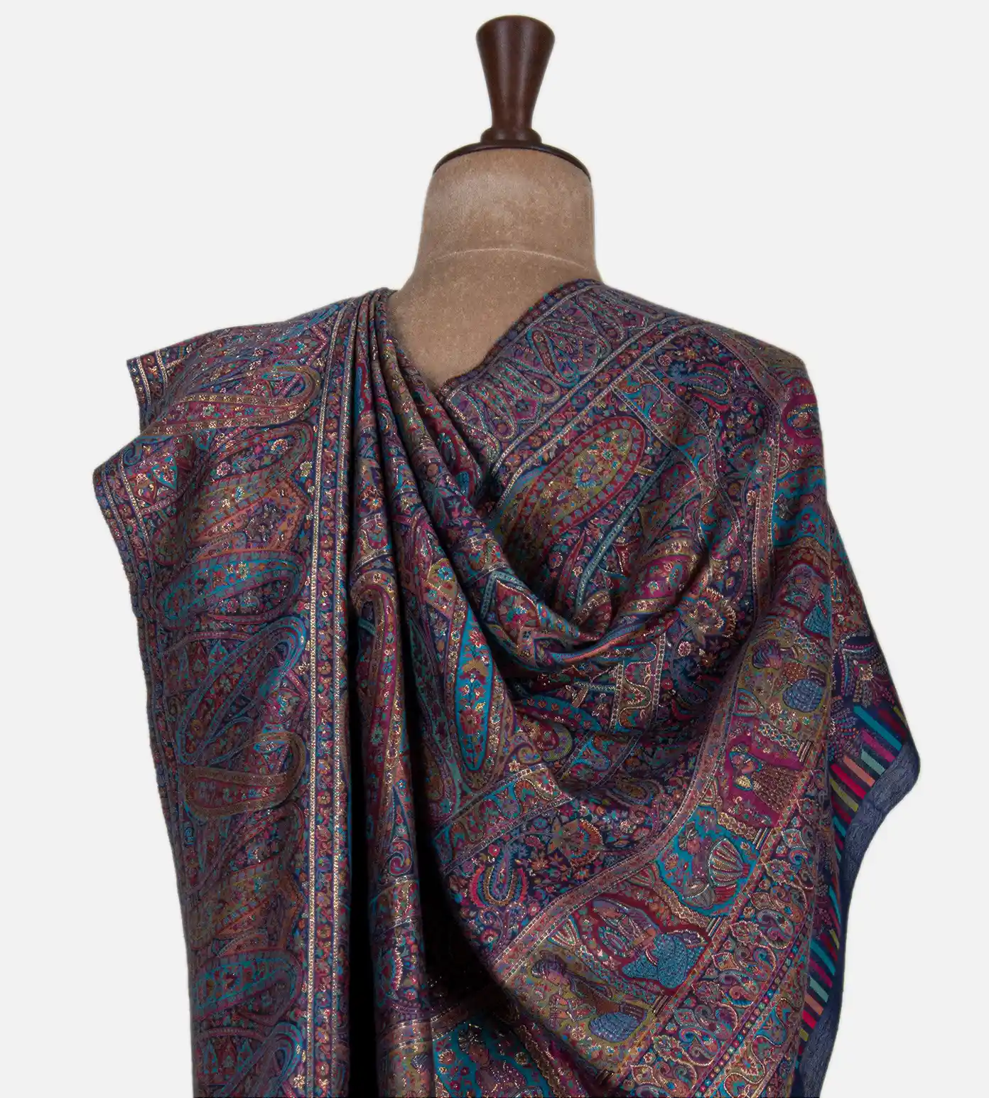 blue-kani-silk-saree-d04100177-c