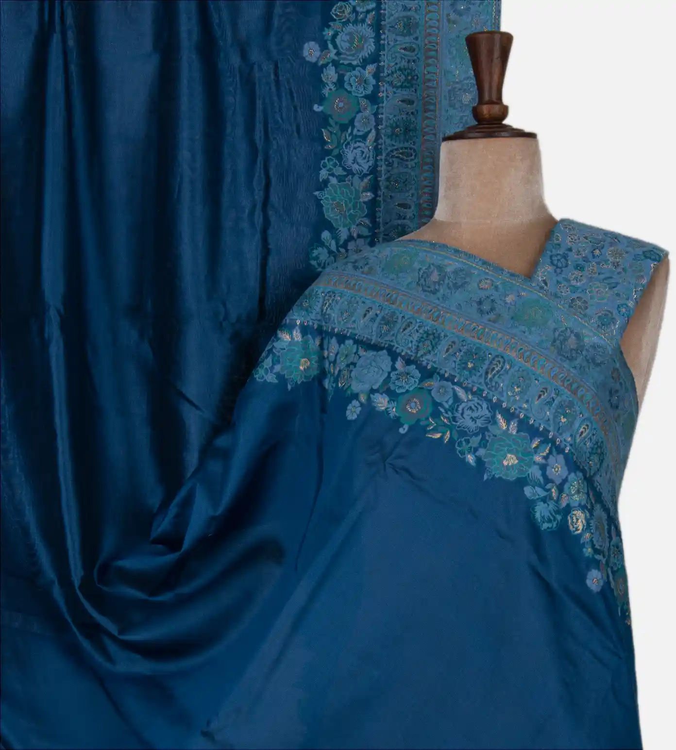 blue-kani-silk-saree-d04100182-a