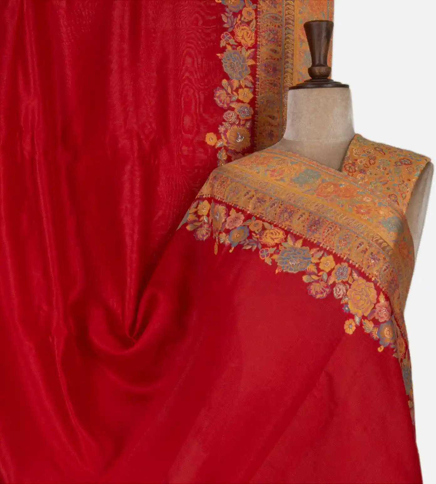 red-kani-silk-saree-d04100174-a