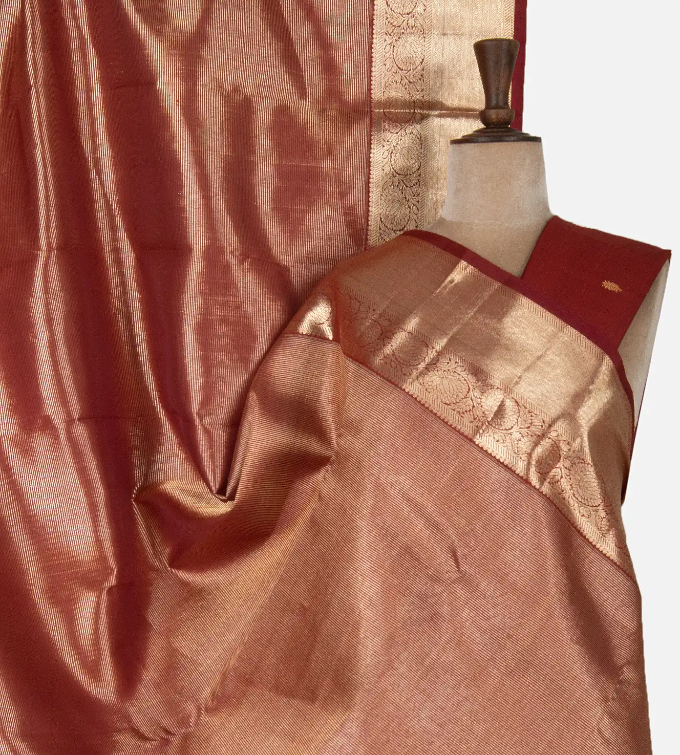 maroon-kanchipuram-silk-saree-d0398542-a