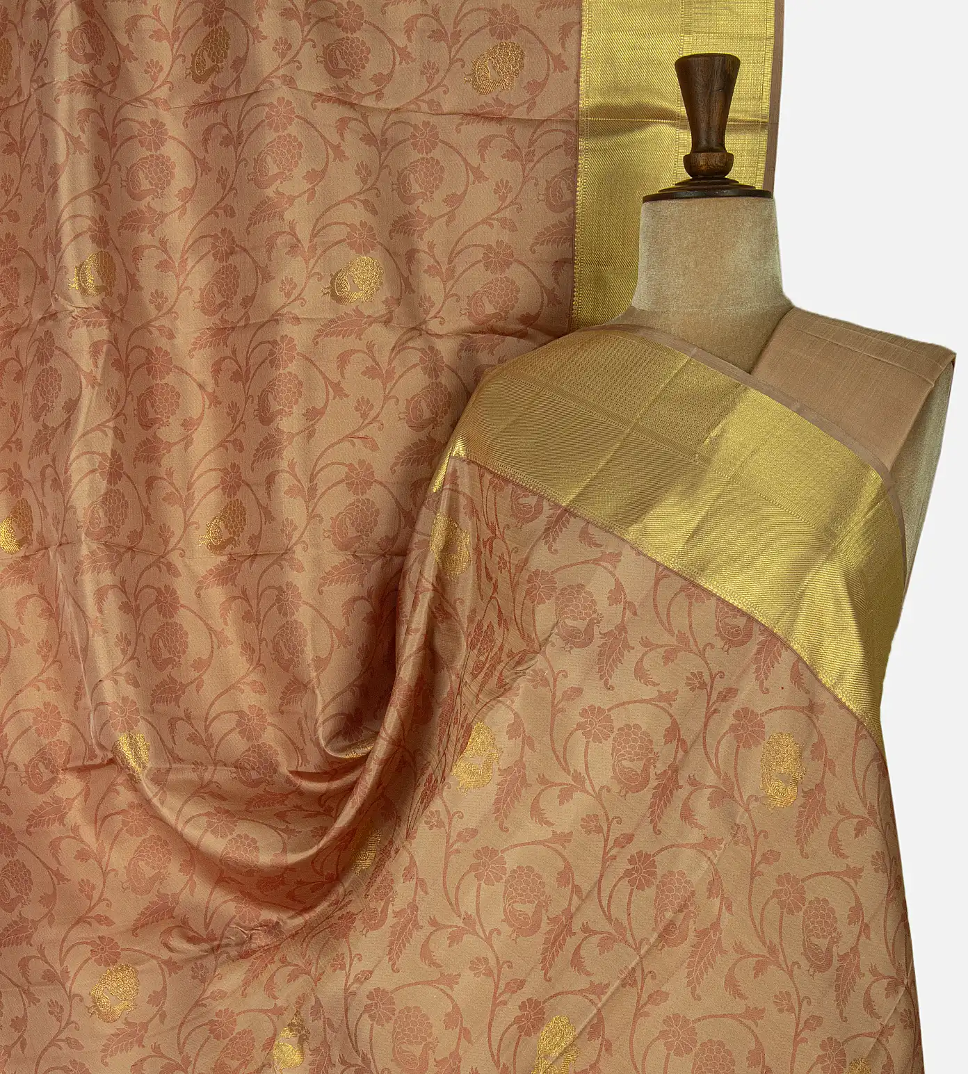 light-beige-kanchipuram-silk-saree-d0395792-a