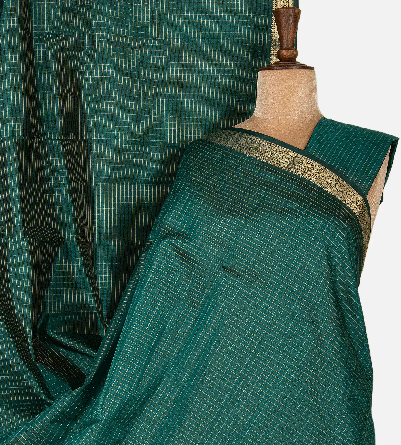 peacock-green-soft-silk-d0396504-a