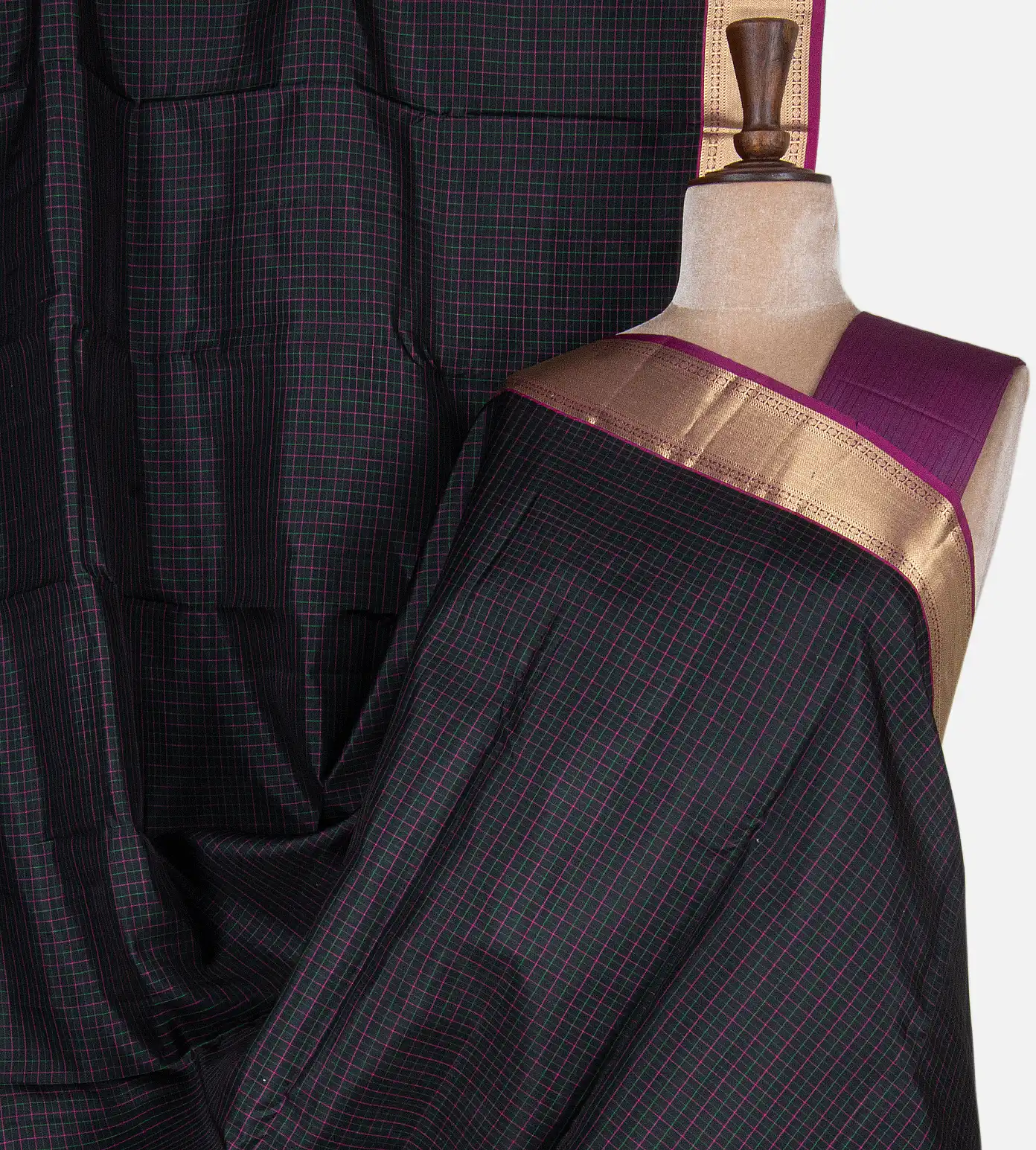 black-soft-silk-saree-d0397724-a