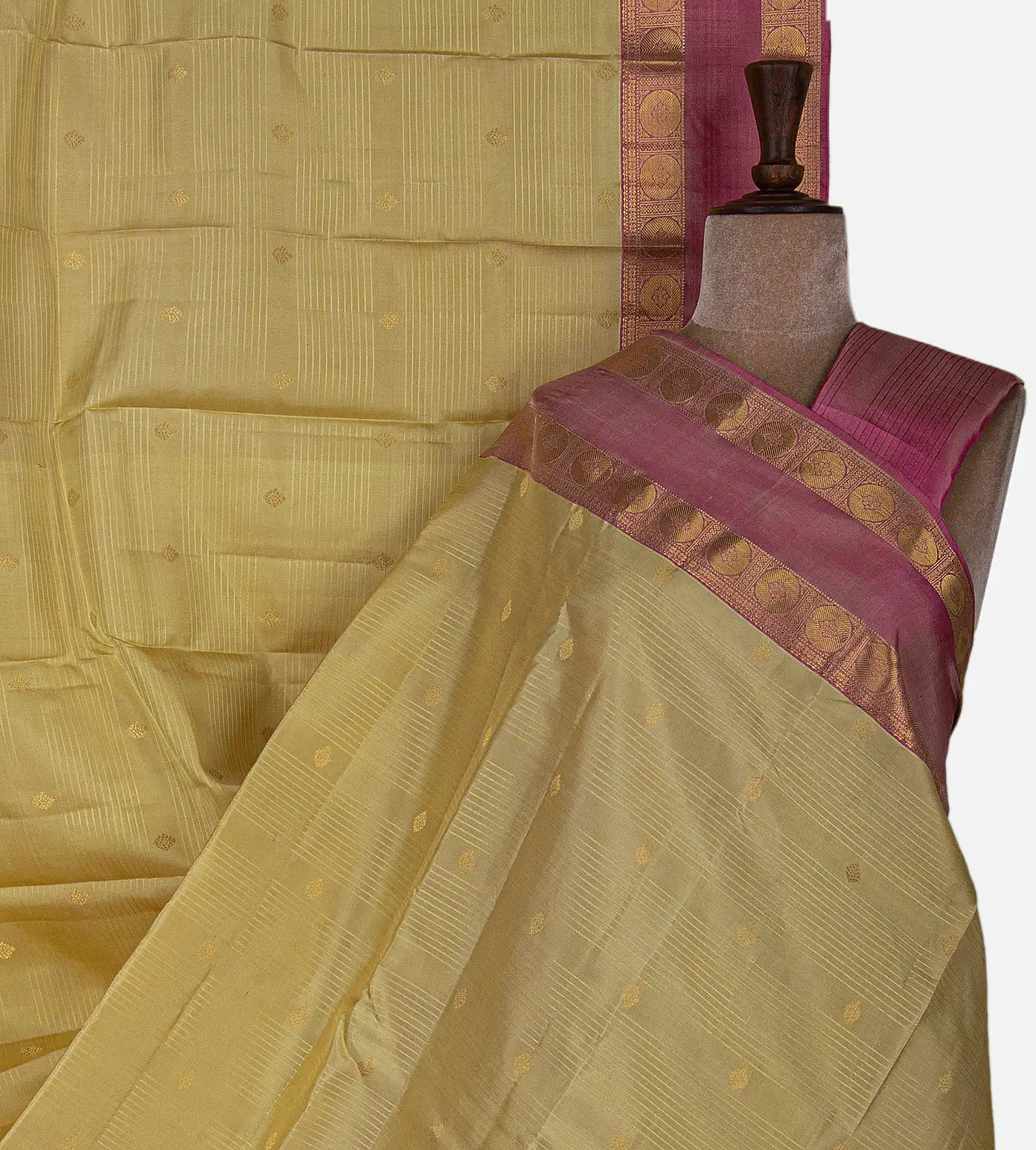 creme-soft-silk-saree-d0397738-a