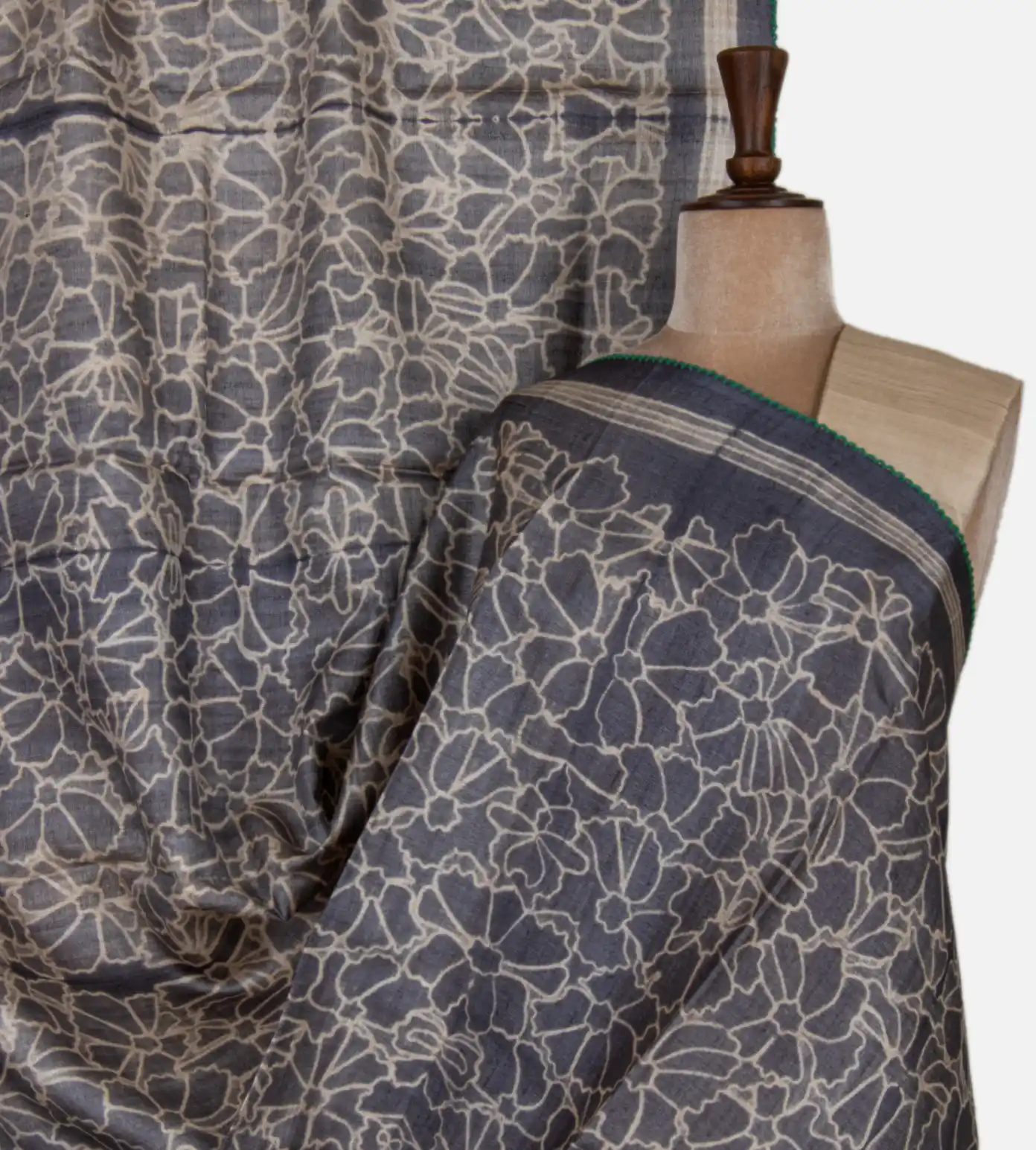 grey-tussar-saree-d0293710-a