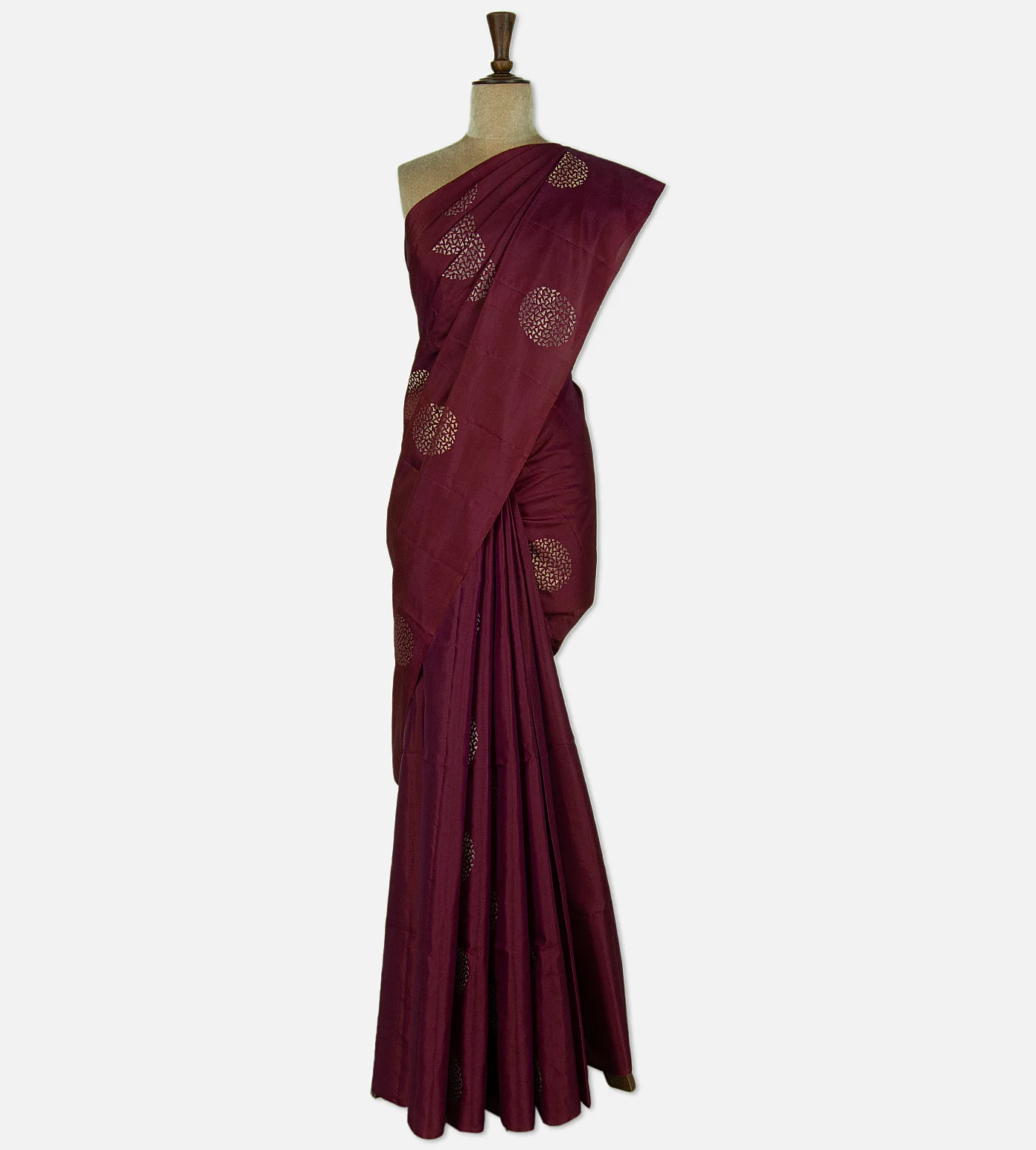 maroon-soft-silk-saree-d04100264-b